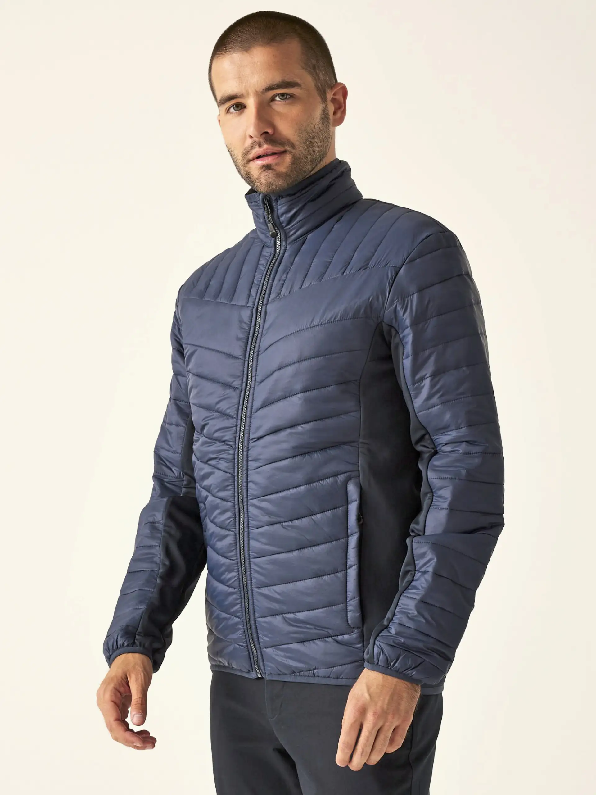regatta-tra529-tourer-hybrid-jacket-navy-model-1 Regatta Tourer Hybrid Jacket