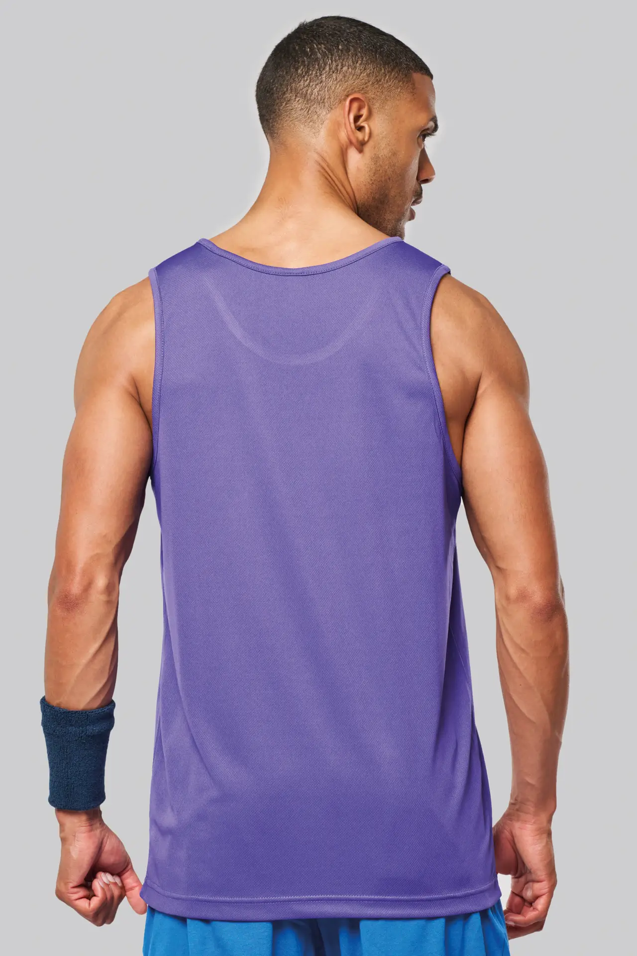 kariban-PA441-herren-sport-tanktop-model-2 Kariban Herren Sport Shirt ärmellos