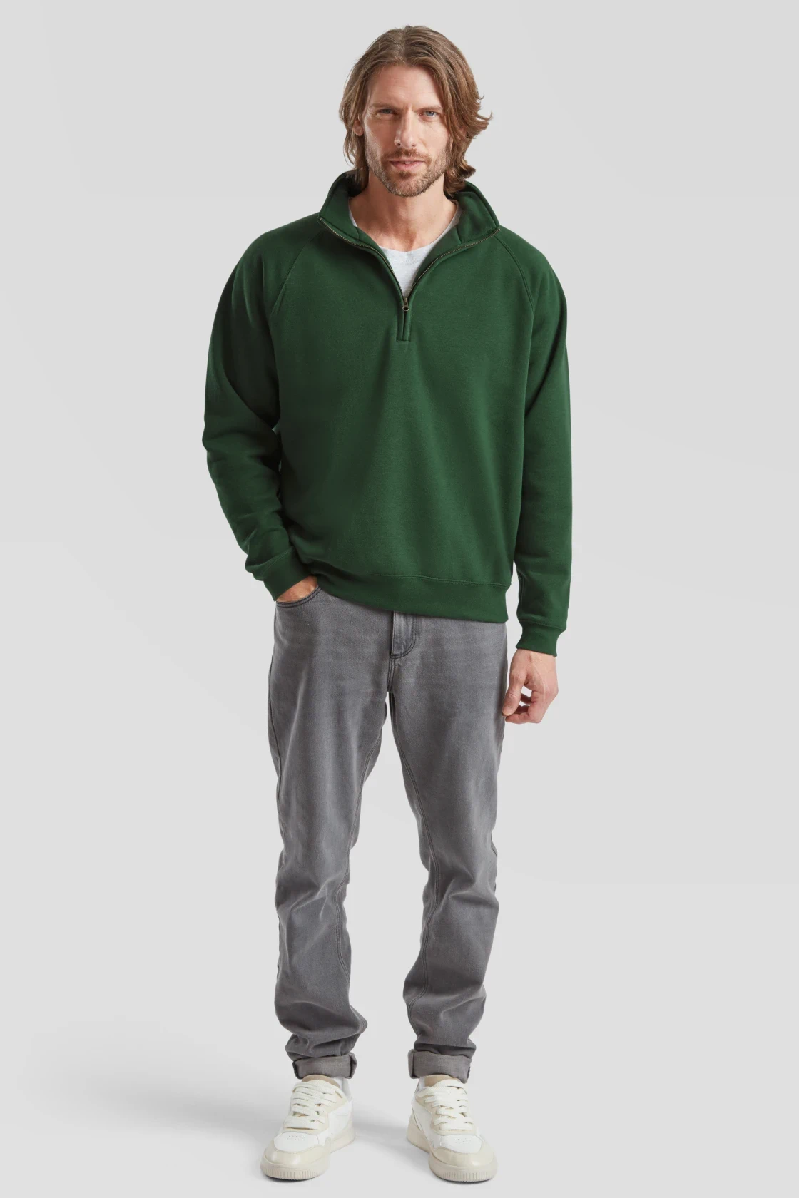 fruit-of-the-loom-62-032-0-premium-zip-neck-sweatshirt-bottlegreen-model-3 F.O.L. Zip-Neck Sweat mit 1/4 Zip