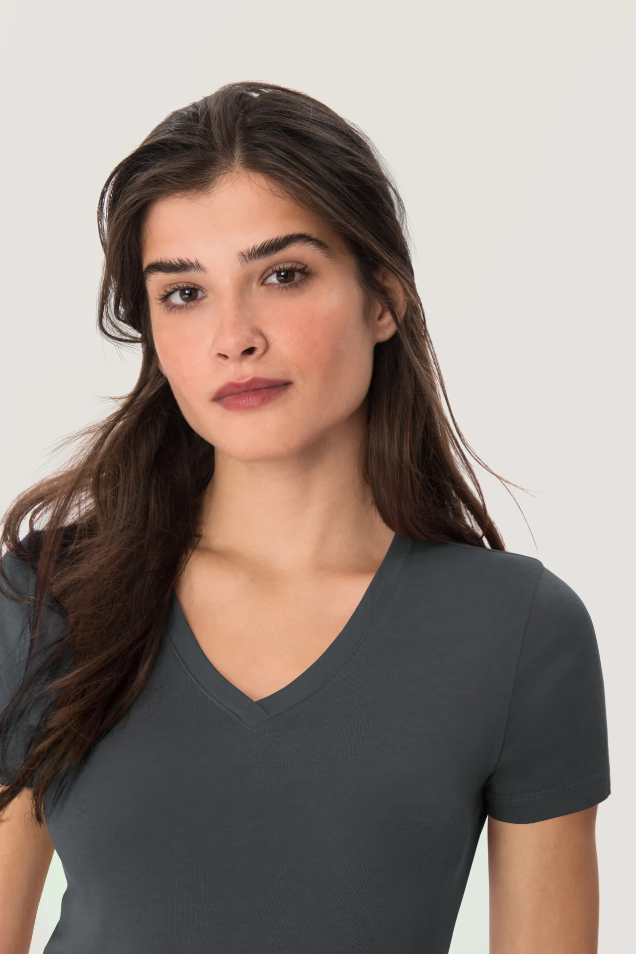 HAKRO Women-V-Shirt 126 Classic
