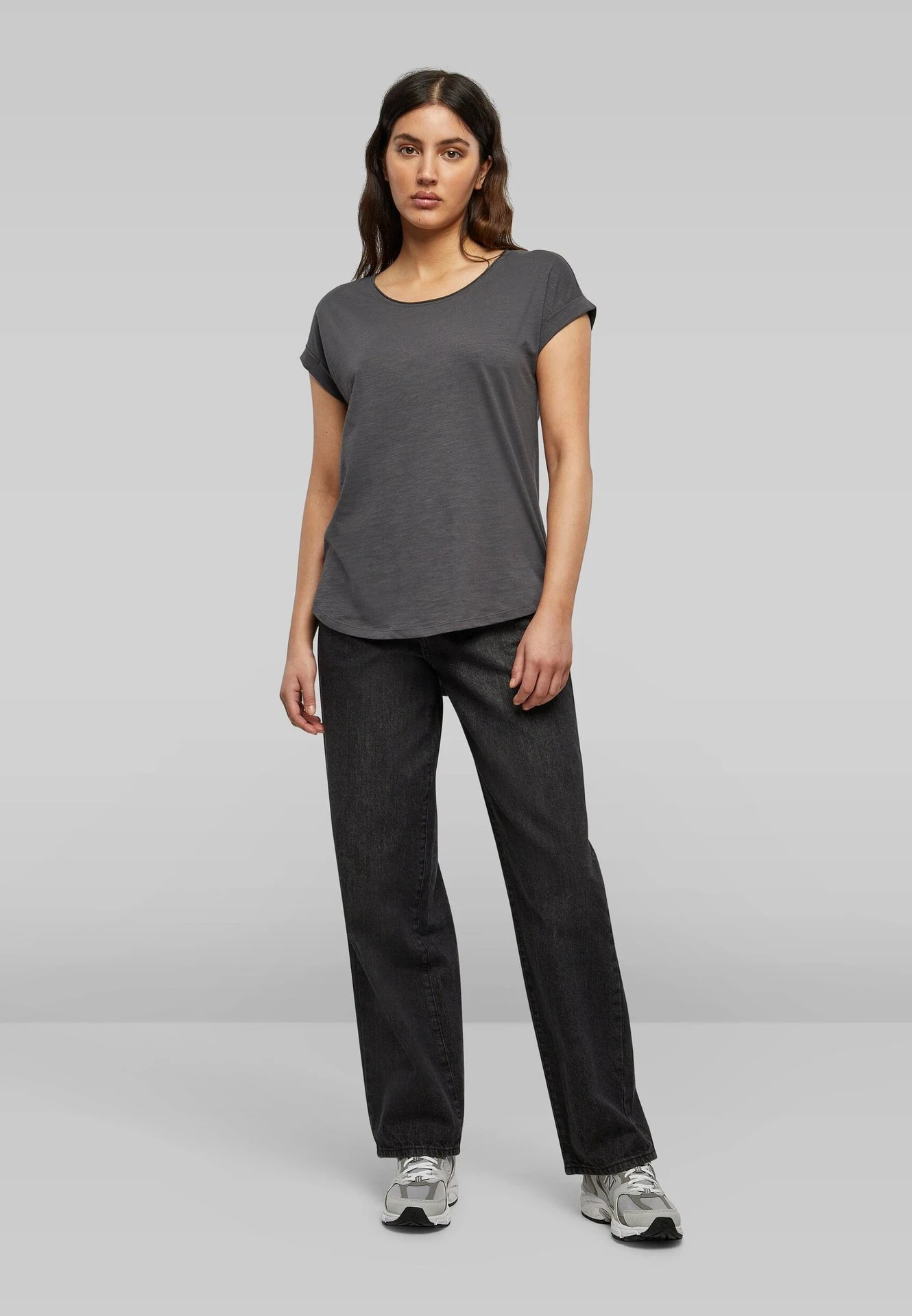 BYB-BY036-ladies-long-slub-t-shirt-darkshadow-model-3 Build Your Brand Ladies Long Slub Tee