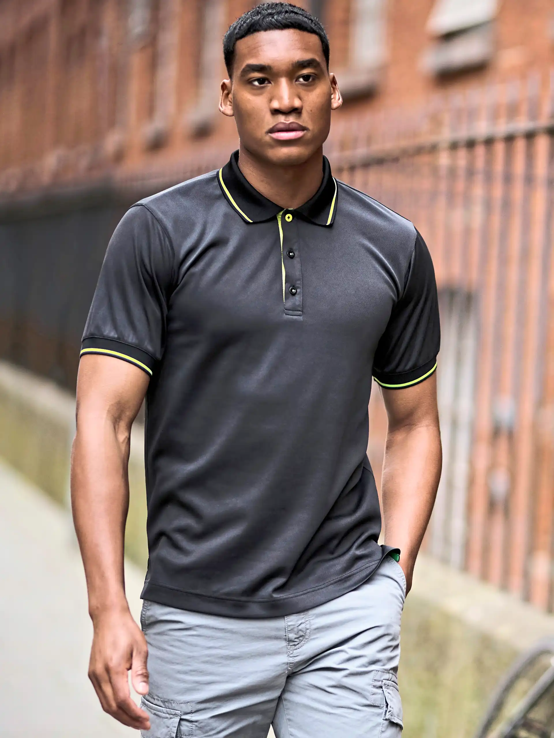 regatta-trs264-navigate-short-sleeve-polo-black-lime-model-1 Regatta Navigate Short Sleeve Polo