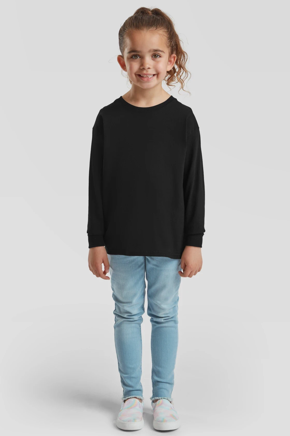 fruit-of-the-loom-61-007-0-kids-valueweight-long-sleeve-t-shirt-black-model-3 F.O.L. Long Sleeve Valueweight T Kids