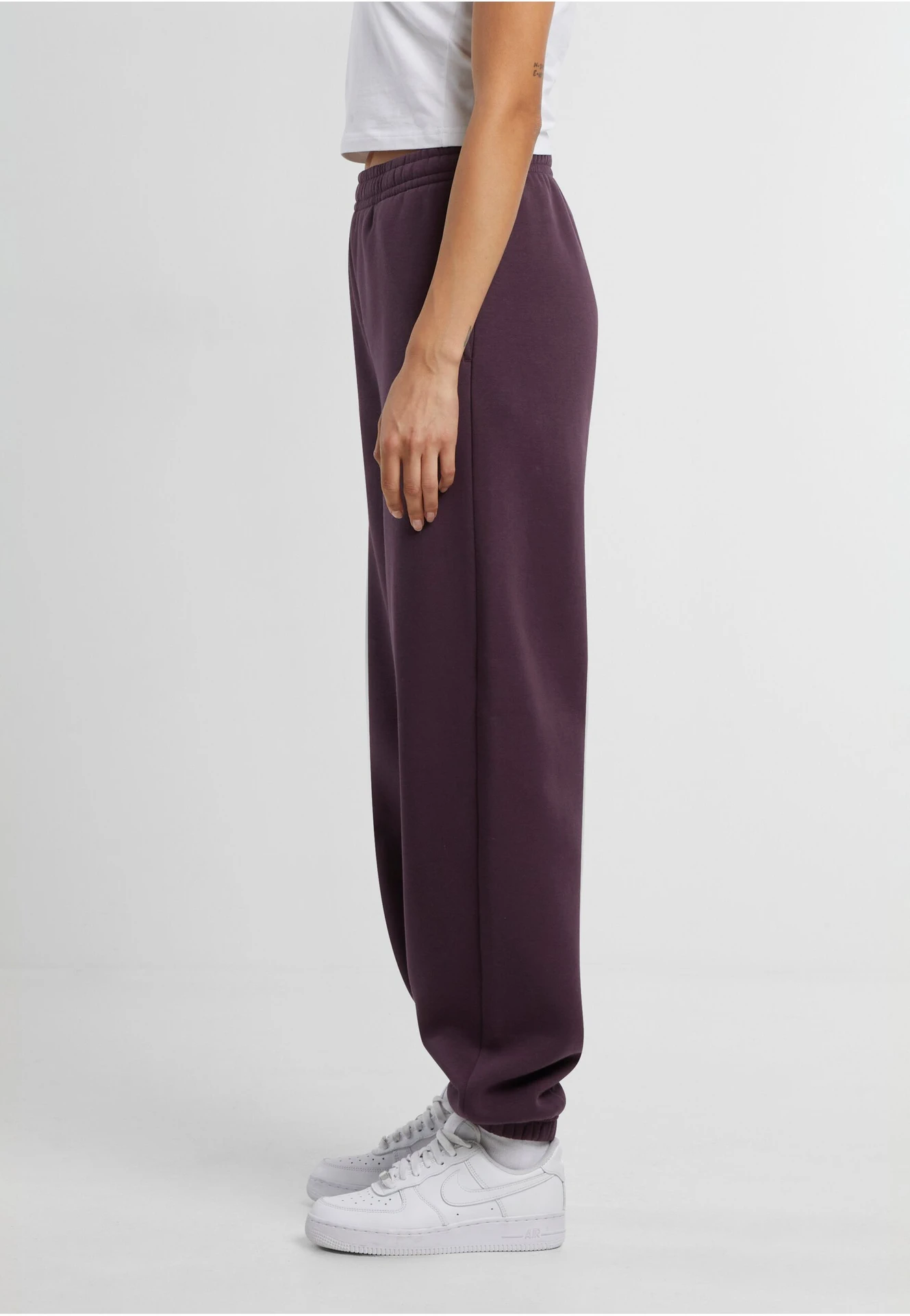Build Your Brand Ladies Fluffy Sweatpants