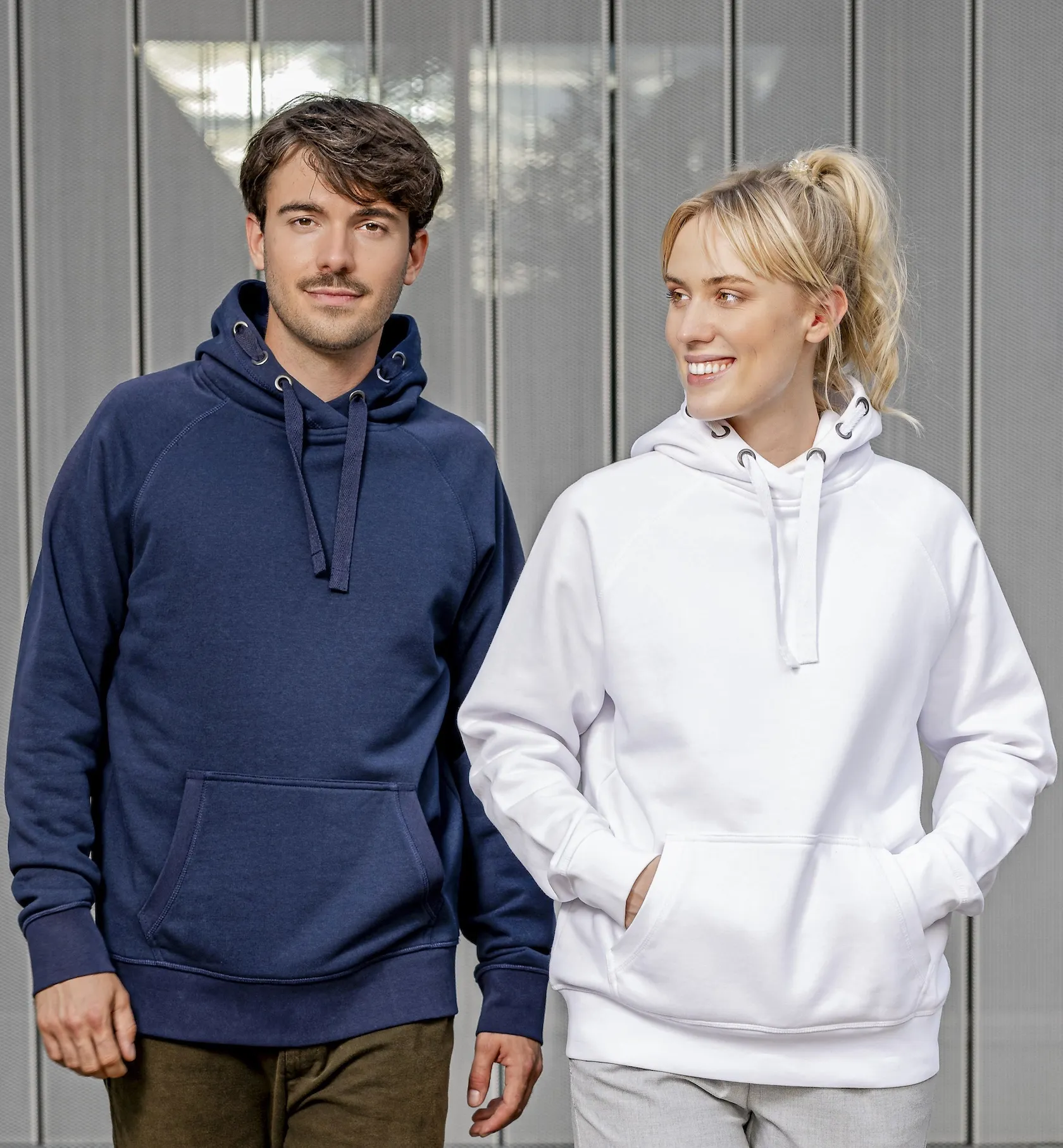 HRM Unisex Premium Raglan Hoody HRM Unisex Premium Raglan Hoody