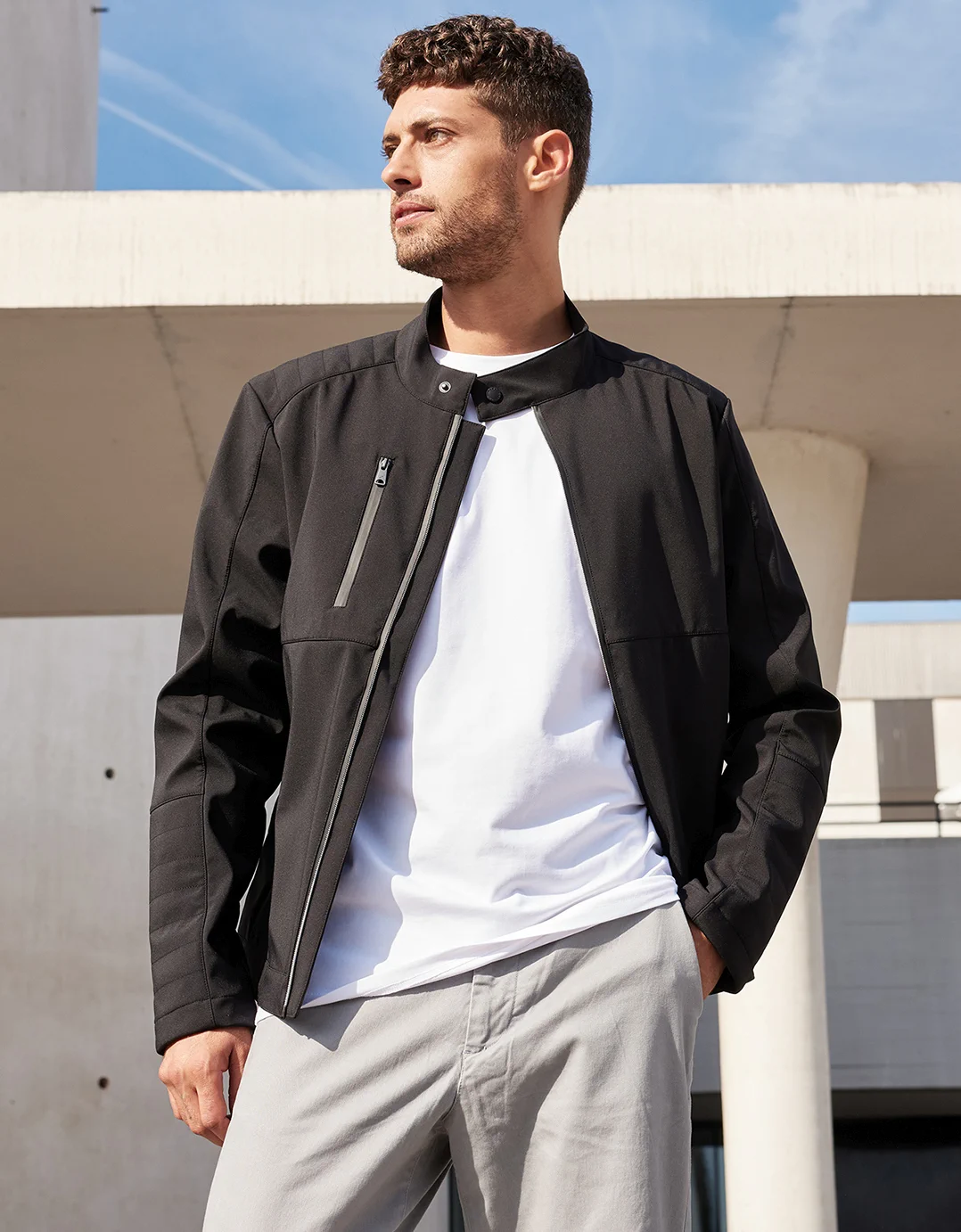 jn1316-mens-softshell-jacket-model-0 James & Nicholson Men´s Softshell Jacket (1316)