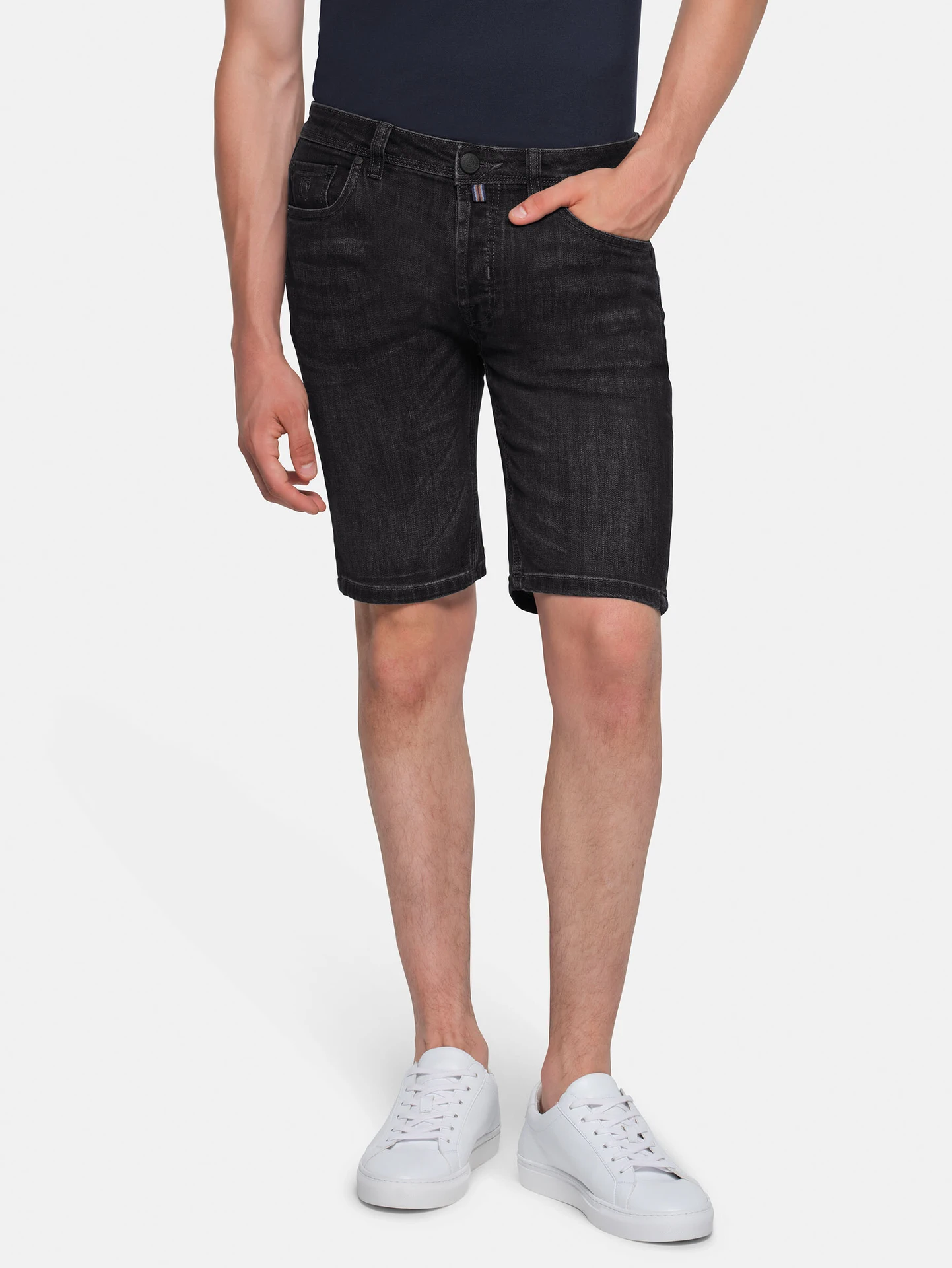hakro-733-5-pocket-jeansshorts-x-stretch-eco-schwarz-model-0 HAKRO 5-Pocket-Jeansshort X-Stretch 733 ECO