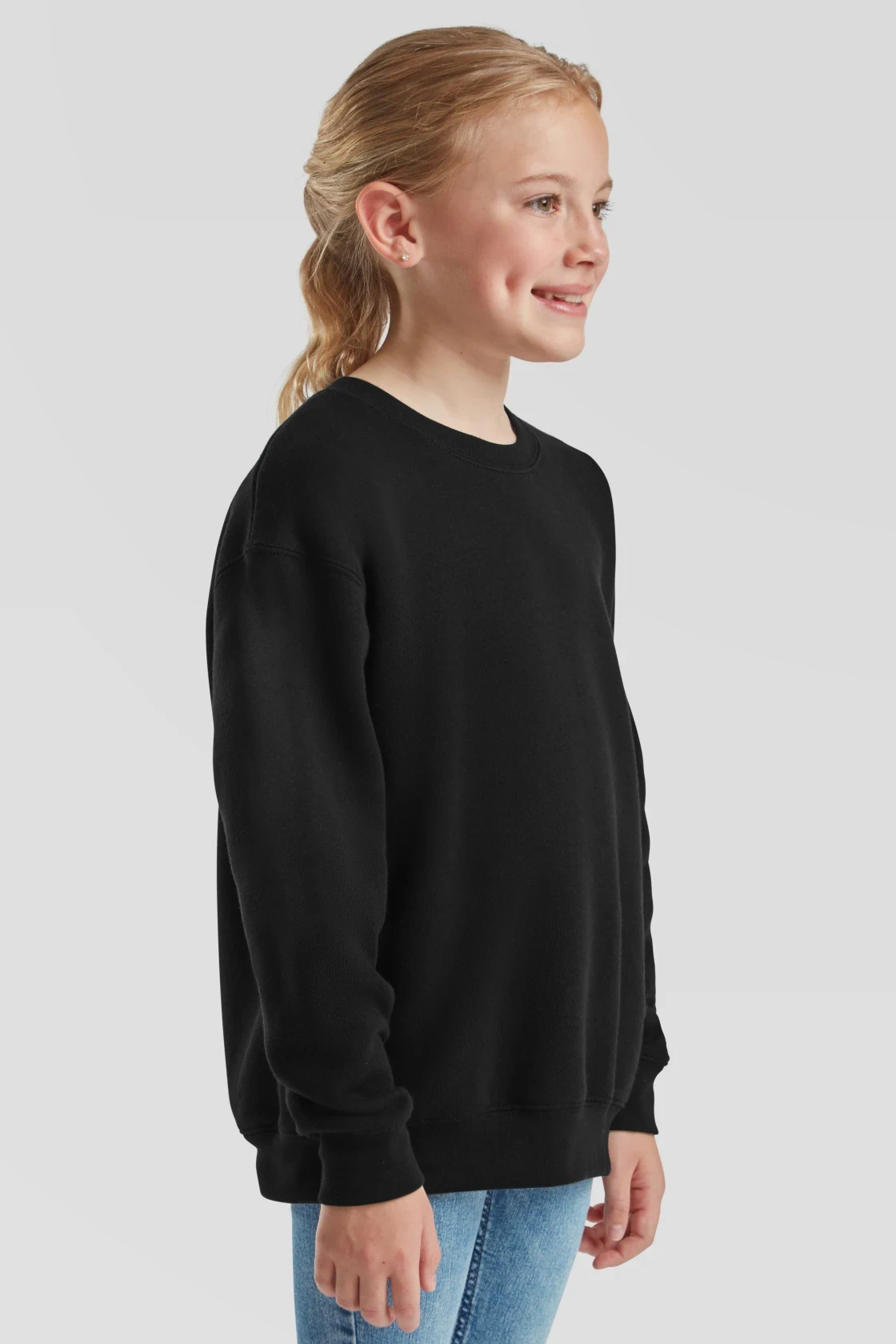 fruit-of-the-loom-62-031-0-kids-premium-set-in-sweatshirt-black-model-1 F.O.L. Premium Set-In Sweat Kids