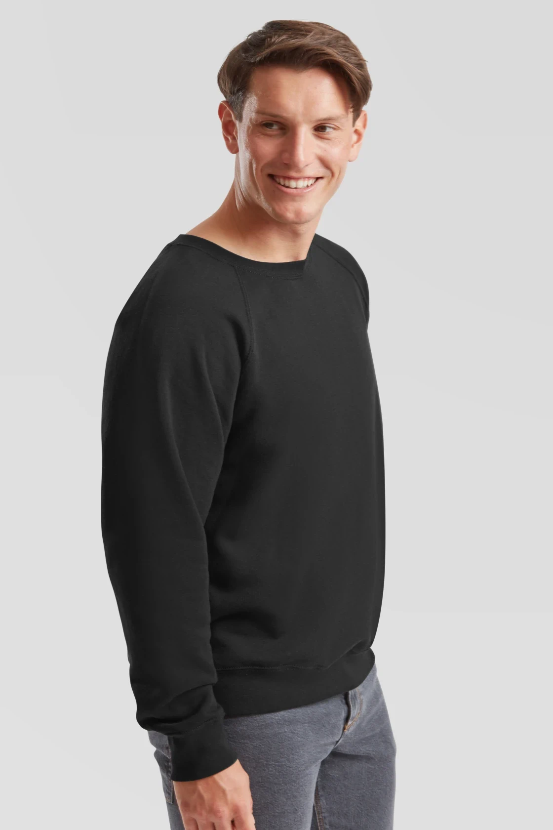 fruit-of-the-loom-62-216-0-classic-raglan-sweatshirt-black-model-1 F.O.L. Raglan Sweat