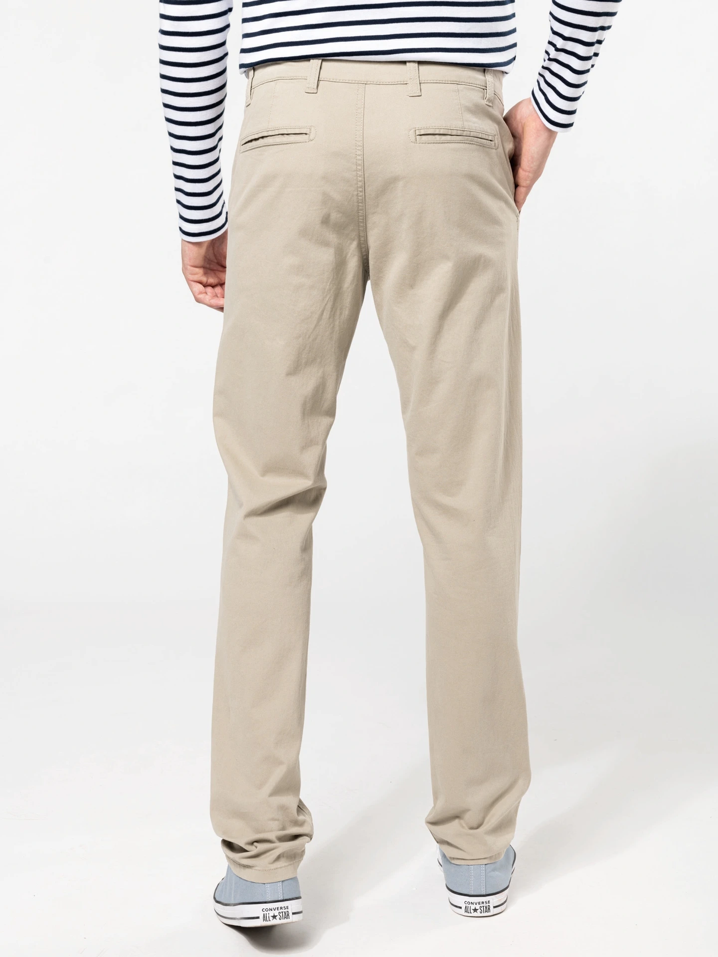 kariban-K740-herren-chino-hose-model-1 Kariban Herren Chino Hose