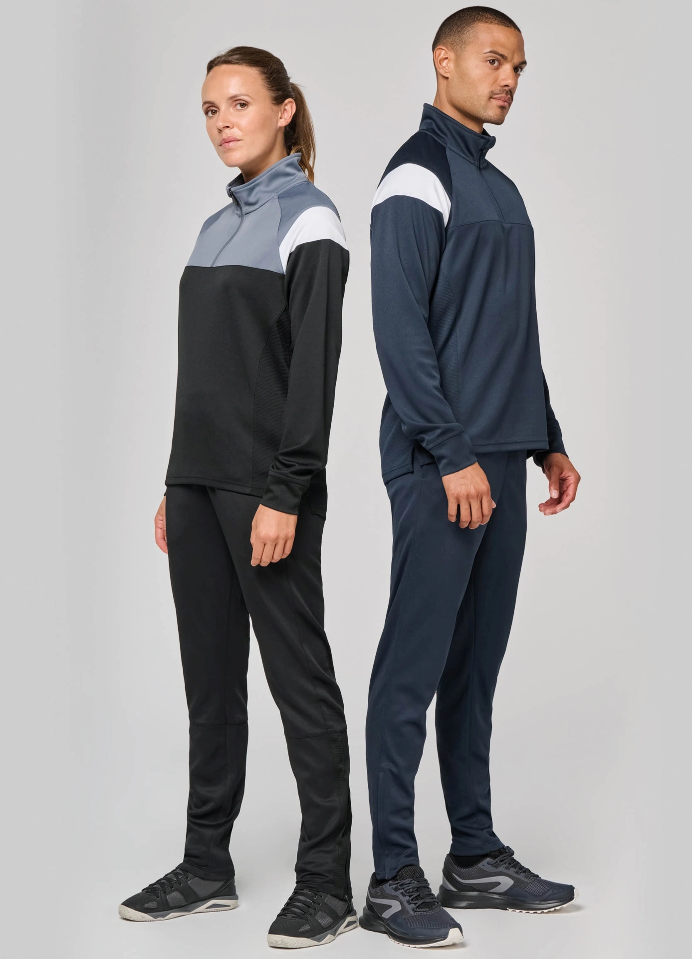 kariban-PA387-training-sweatshirt-viertel-zip-model-2 Kariban Training Sweatshirt 1/4 Zip