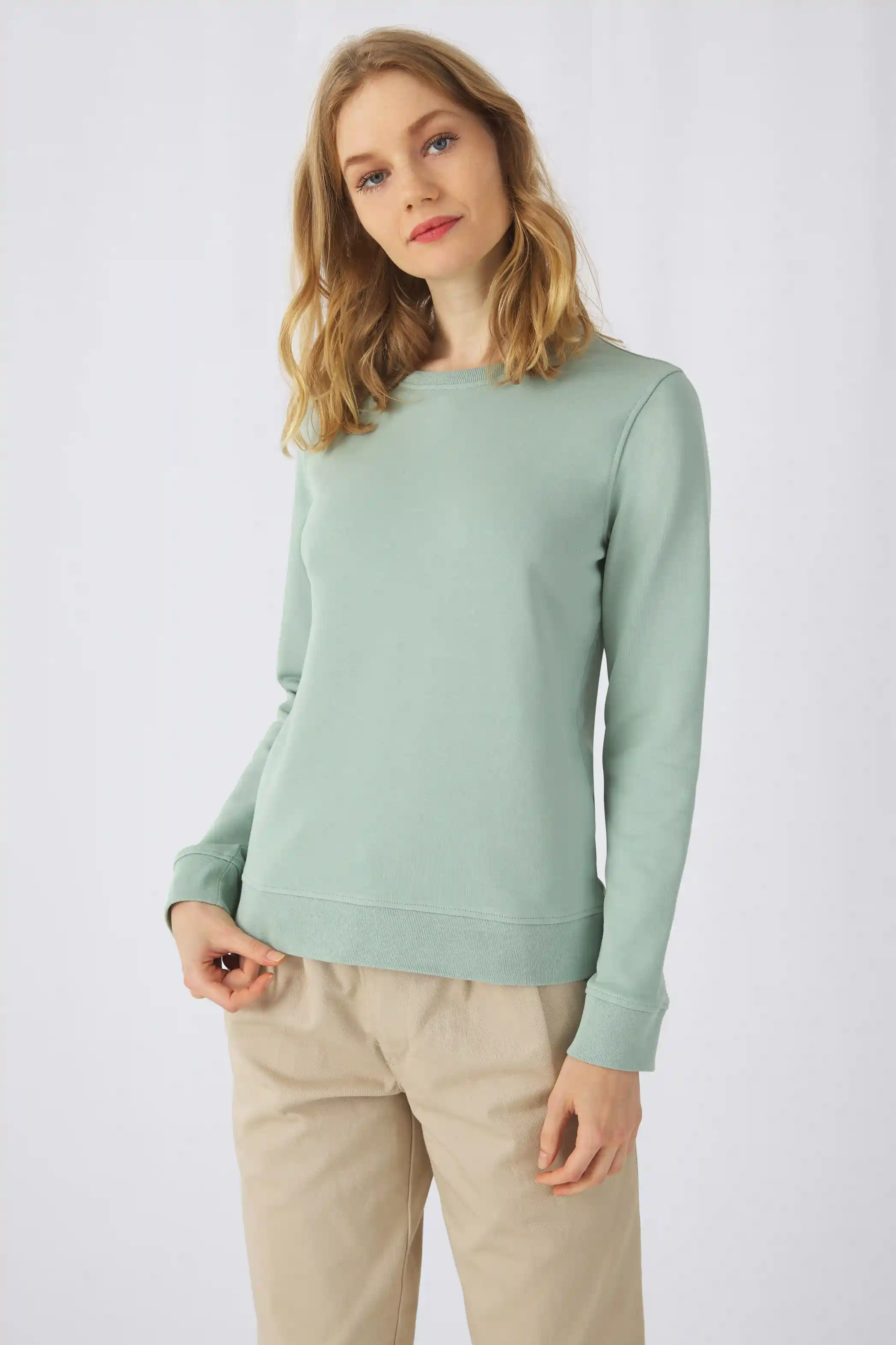 bc-ww32b-organic-crew-neck-sweat-women-sage-model-2 B&C Organic Crew Neck Sweat Women