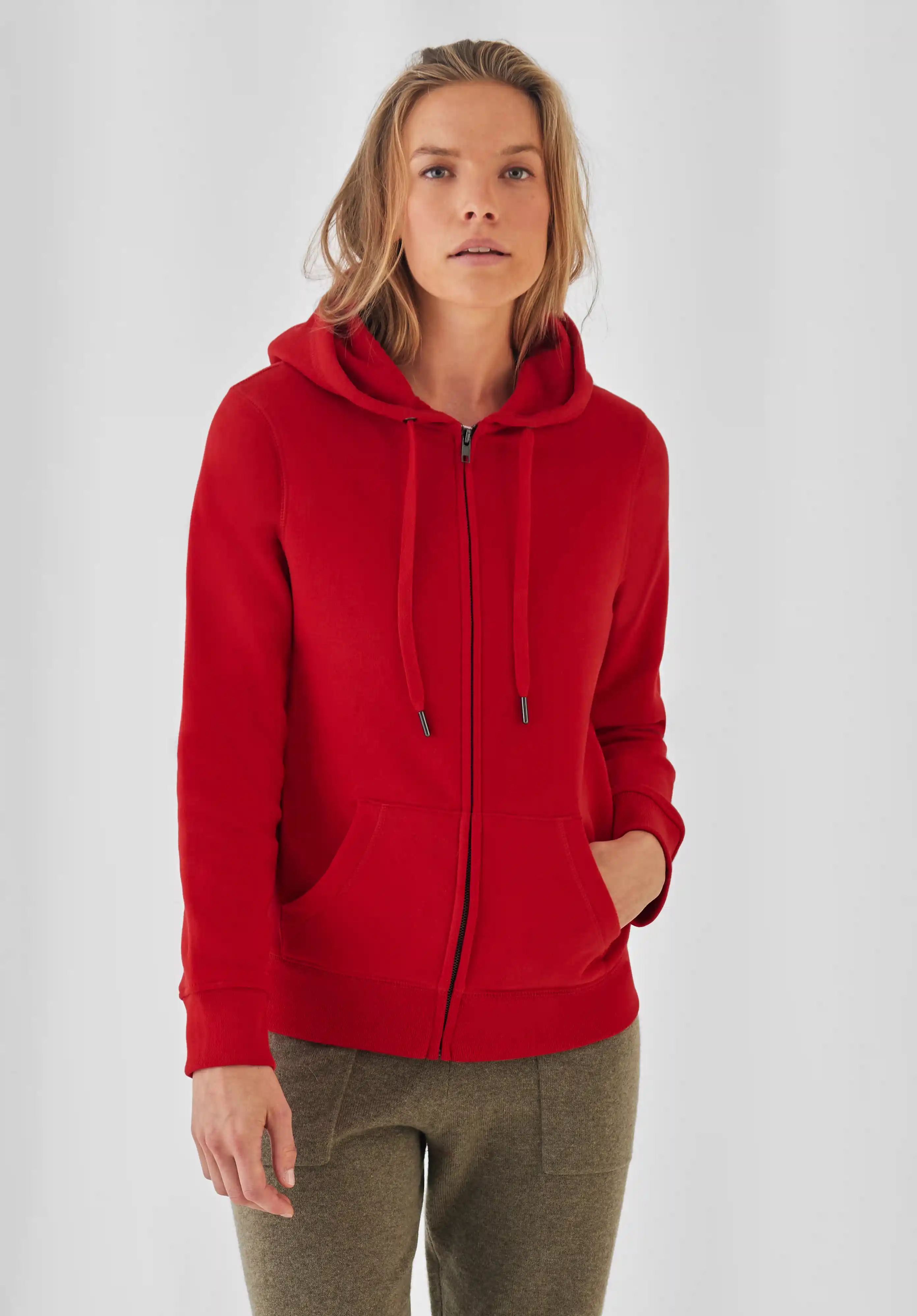 bc-ww03q-queen-zipped-hood-women-red-model-2 B&C Queen Zipped Hood Jacket Women