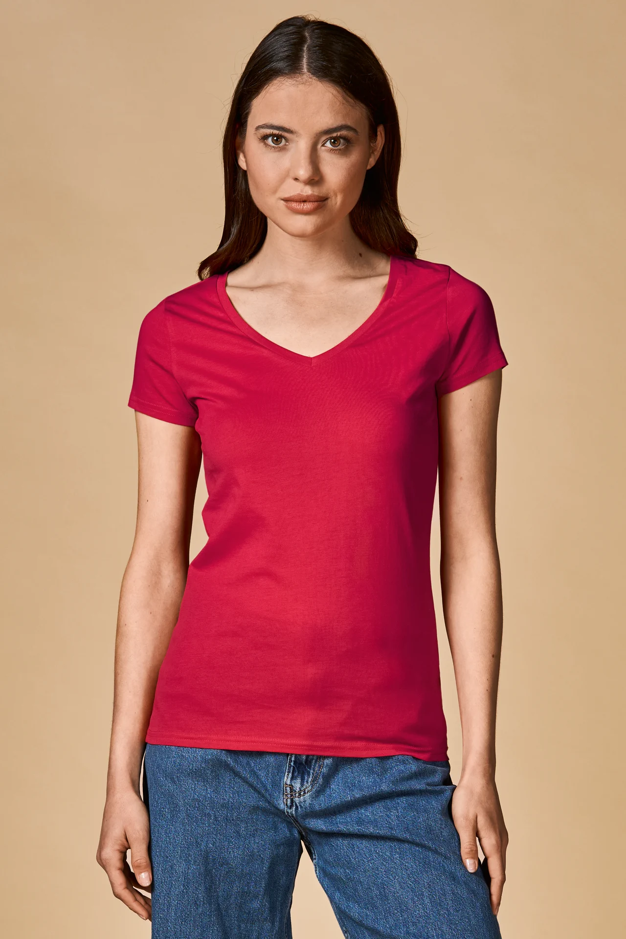 promodoro-1525-womens-v-neck-t-shirt-brightrose-model-0 Promodoro X.O Women´s V-Neck T-Shirt