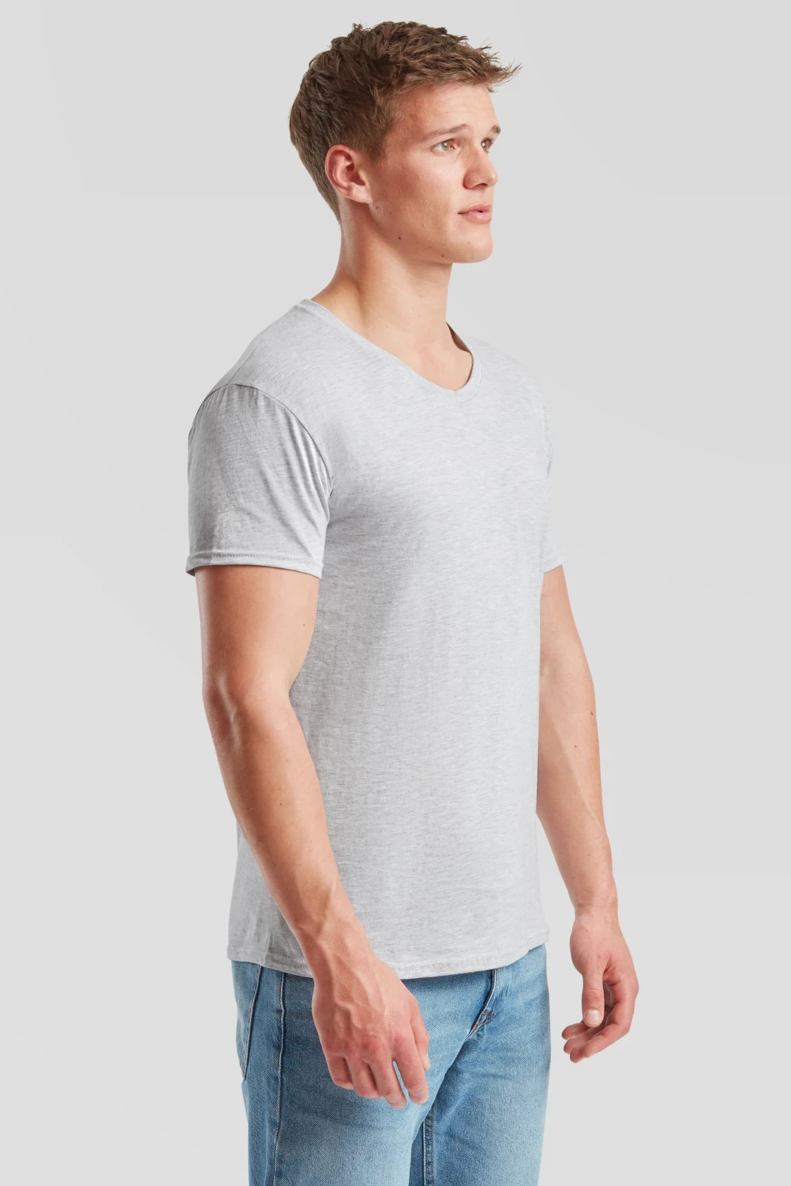 fruit-of-the-loom-61-442-0-iconic-150-v-neck-t-shirt-heathergrey-model-1 F.O.L. Iconic 150 V Neck T