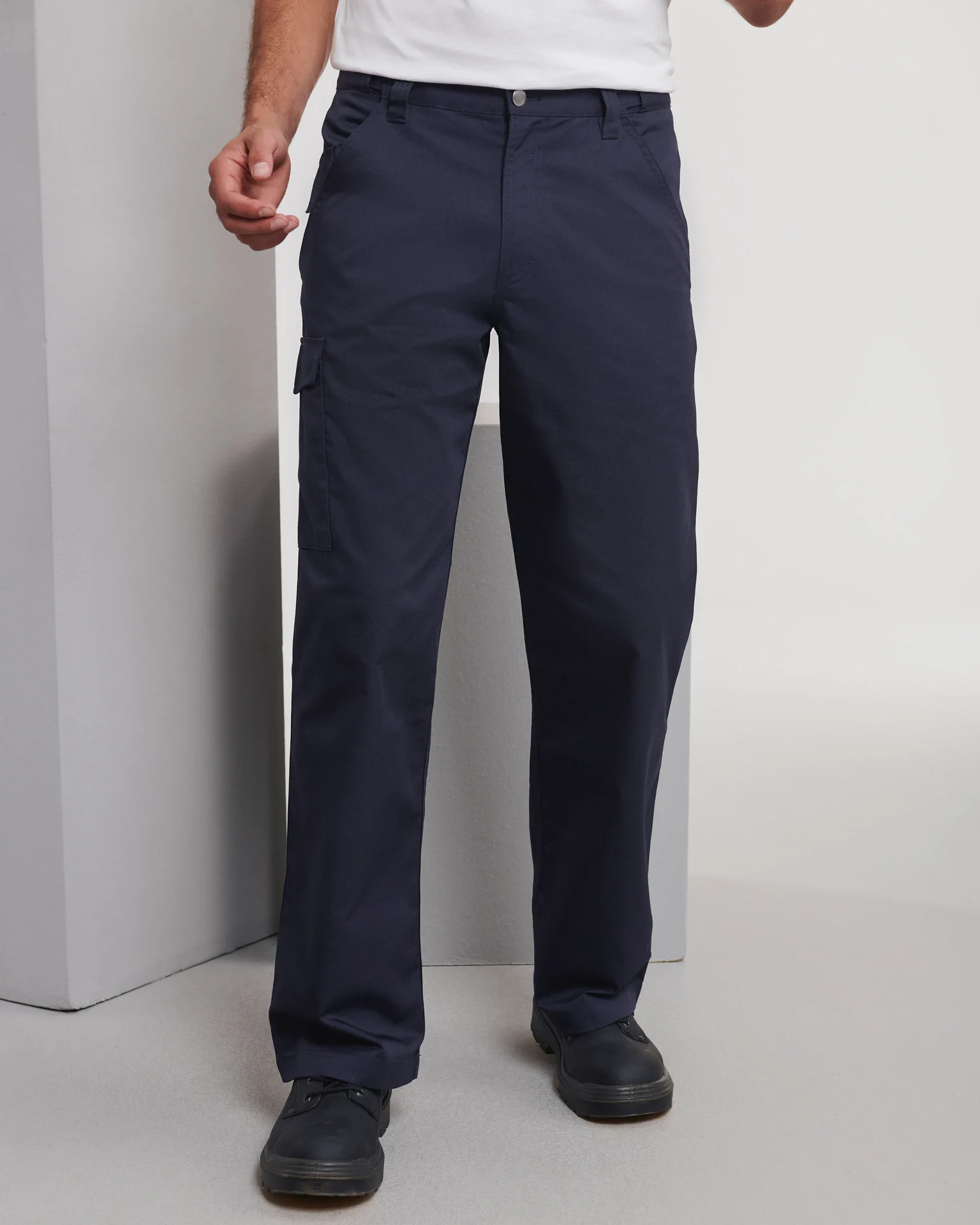 russell-r001m-poly-cotton-twill-trousers-frenchnavy-model-1 Russell Workwear Polycotton Twill Trousers