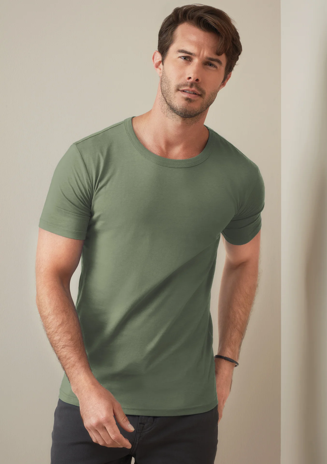 stedman-st9020-crew-neck-t-shirt-morgan-militarygreen-model-1 Stedman Morgan Crew Neck