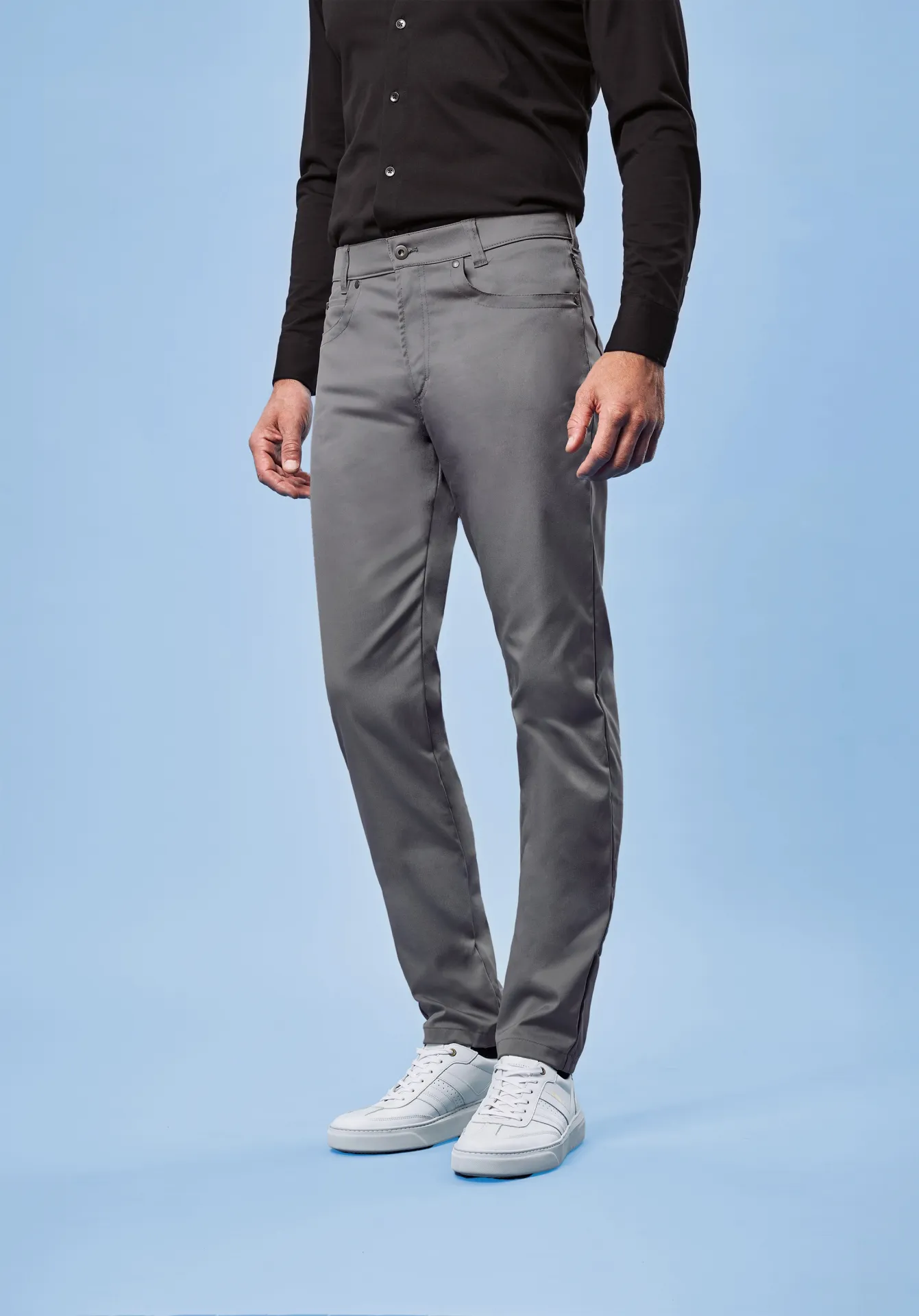 greiff-1318-herren-hose-5-pocket-rf_2700_grau-model-5 GREIFF Herren Hose 5-Pocket Regular Fit