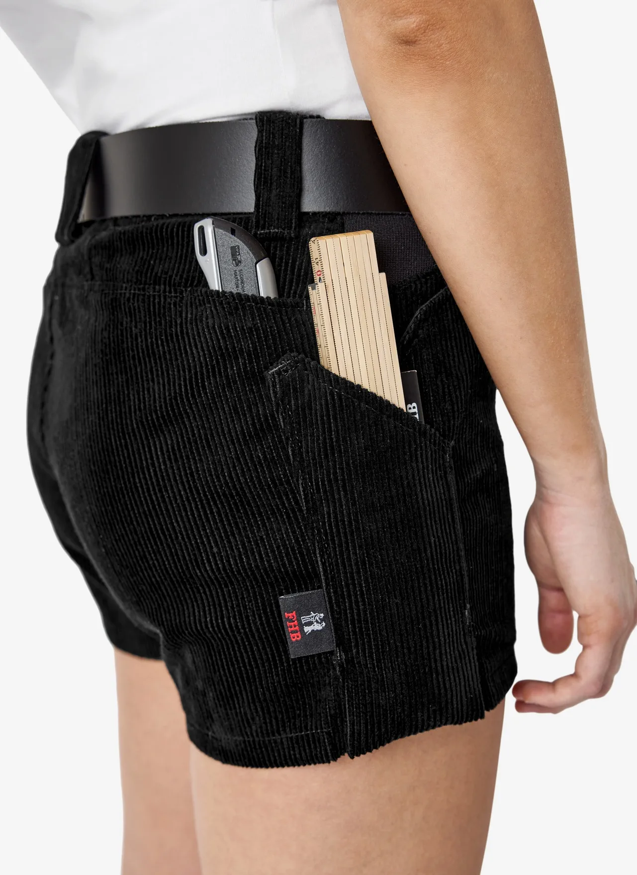 FHB-20031-ferdinand-zunft-shorts-extra-kurz-schwarz-model-3 FHB Zunft-Shorts FERDINAND extra kurz
