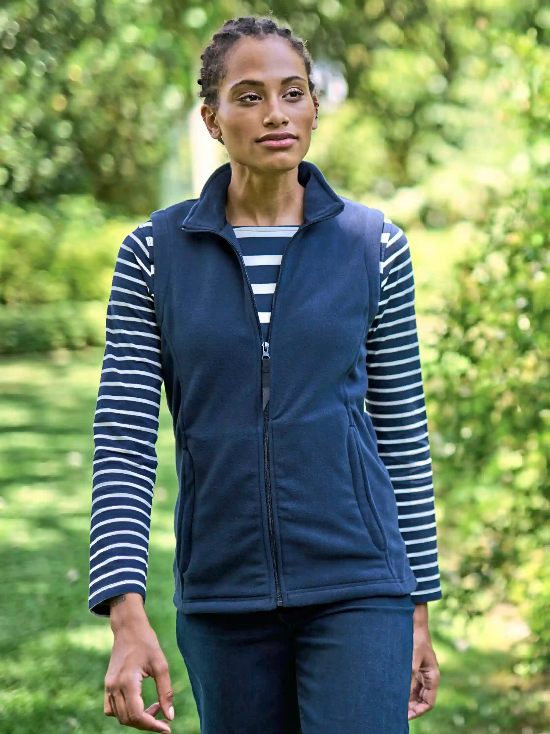 regatta-tra802-womens-micro-fleece-bodywarmer-dark-navy-models-1 Regatta Women´s Micro Fleece Bodywarmer
