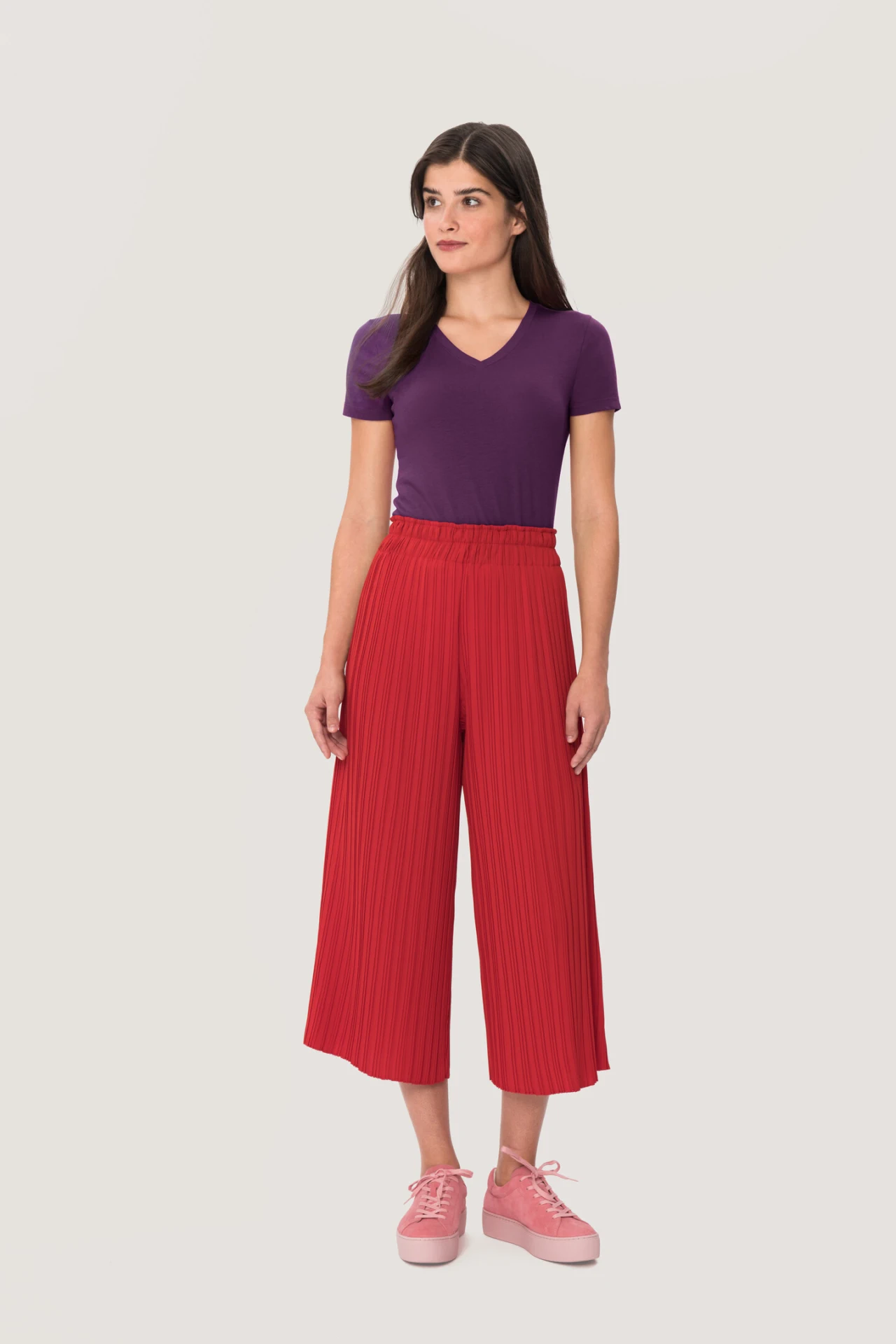 HAKRO Women-V-Shirt 126 Classic