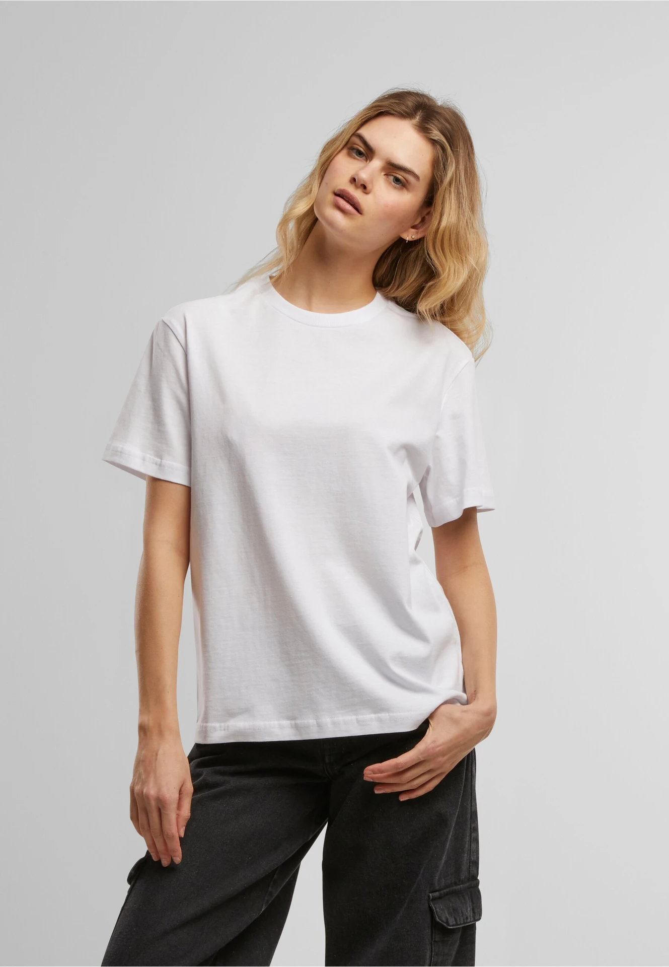 Build Your Brand Ladies Everyday Tee