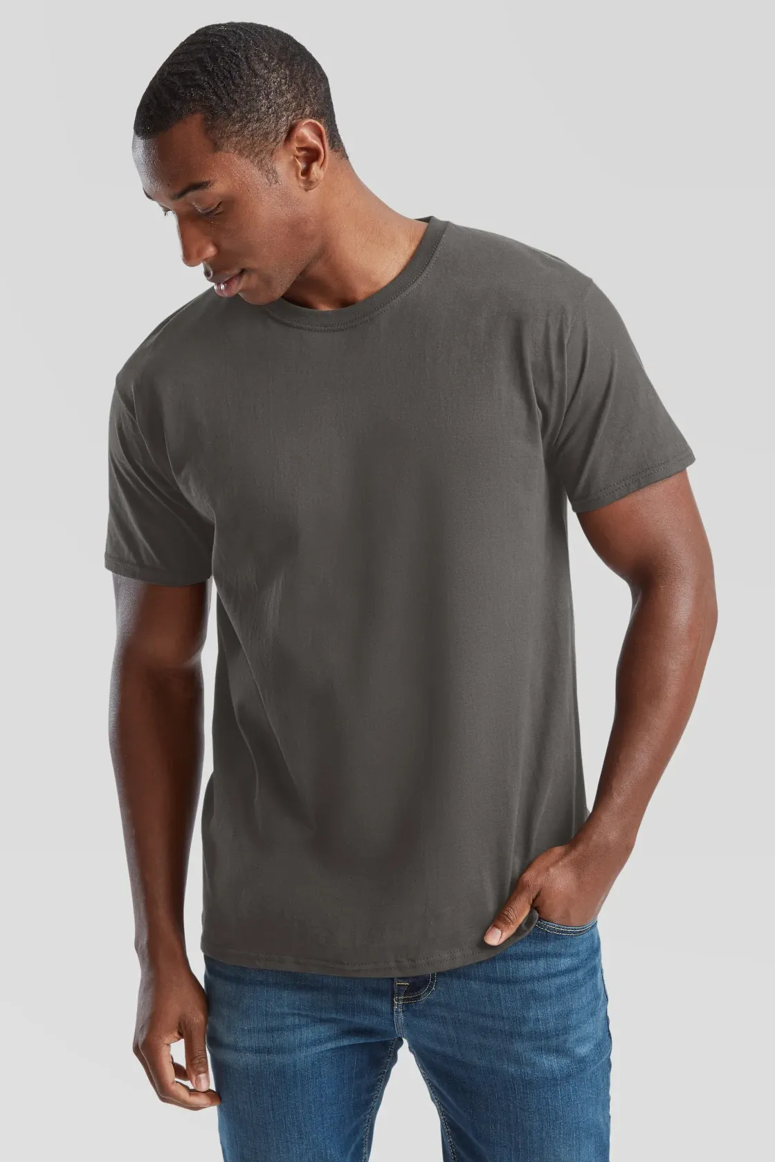 fruit-of-the-loom-61-036-0-valueweight-t-shirt-lightgraphite-model-0 F.O.L. Valueweight T