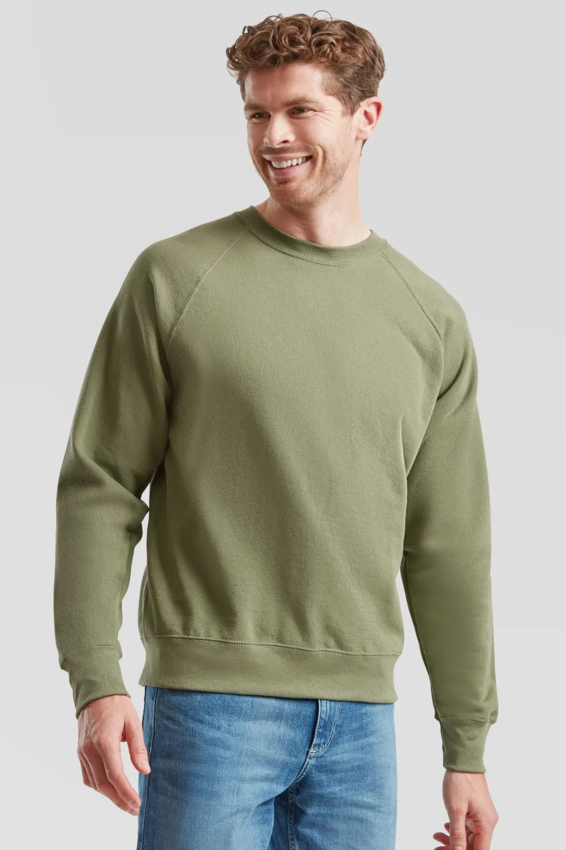 fruit-of-the-loom-62-216-0-classic-raglan-sweatshirt-classicolive-model-1 F.O.L. Raglan Sweat