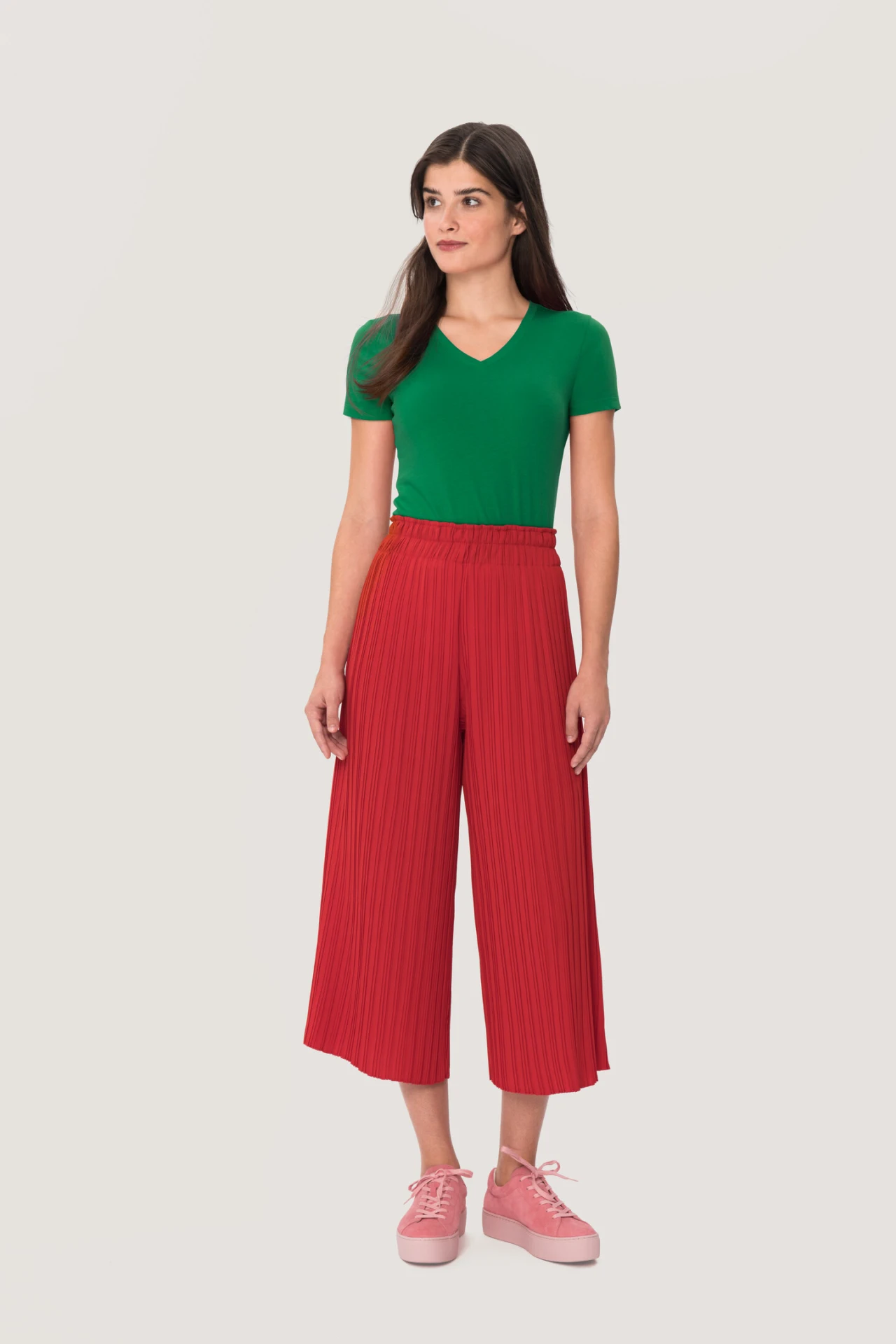 HAKRO Women-V-Shirt 126 Classic