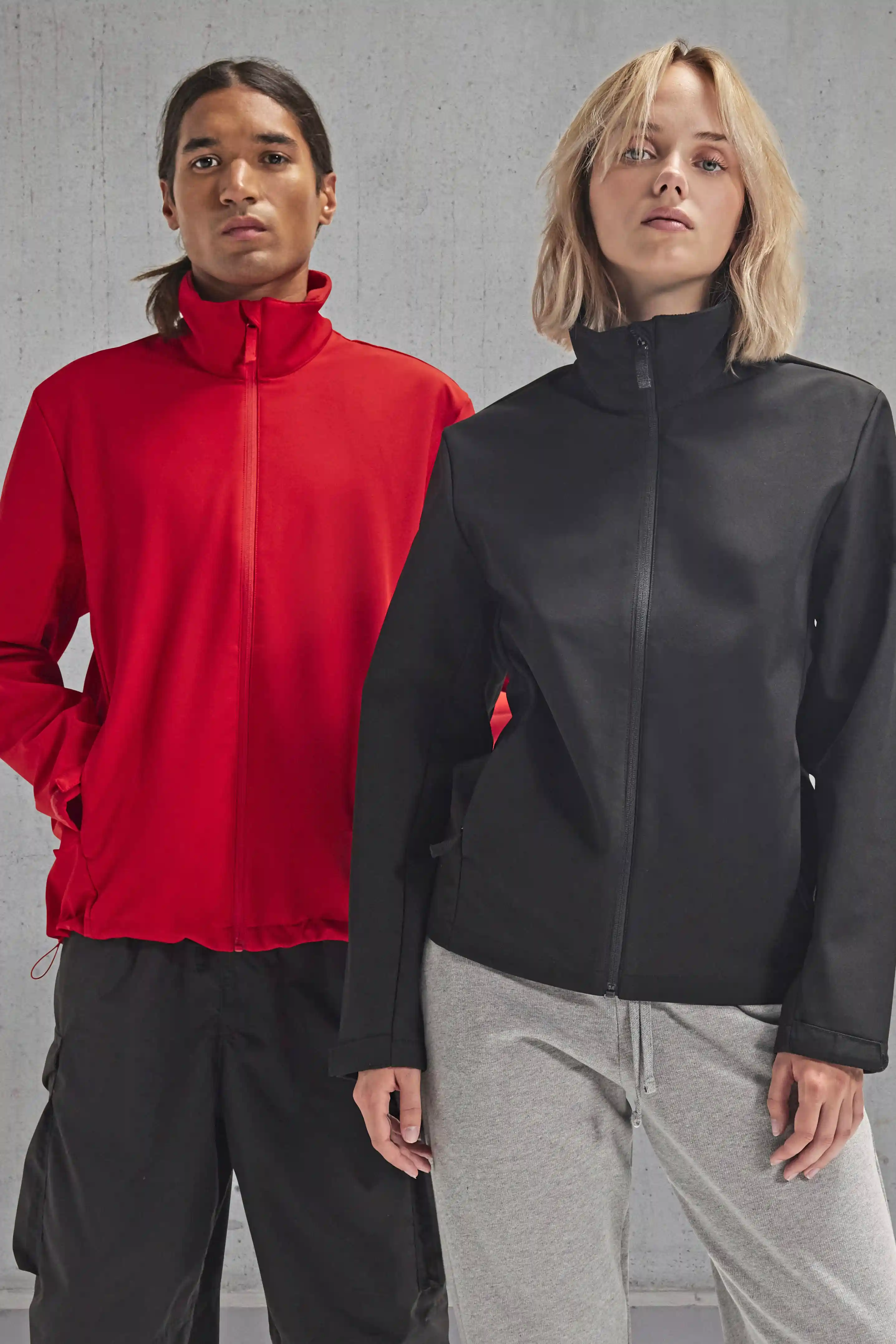 bc-jg005-reset-3lr-Softshelljacke-black-model-1 B&C Reset Softshell