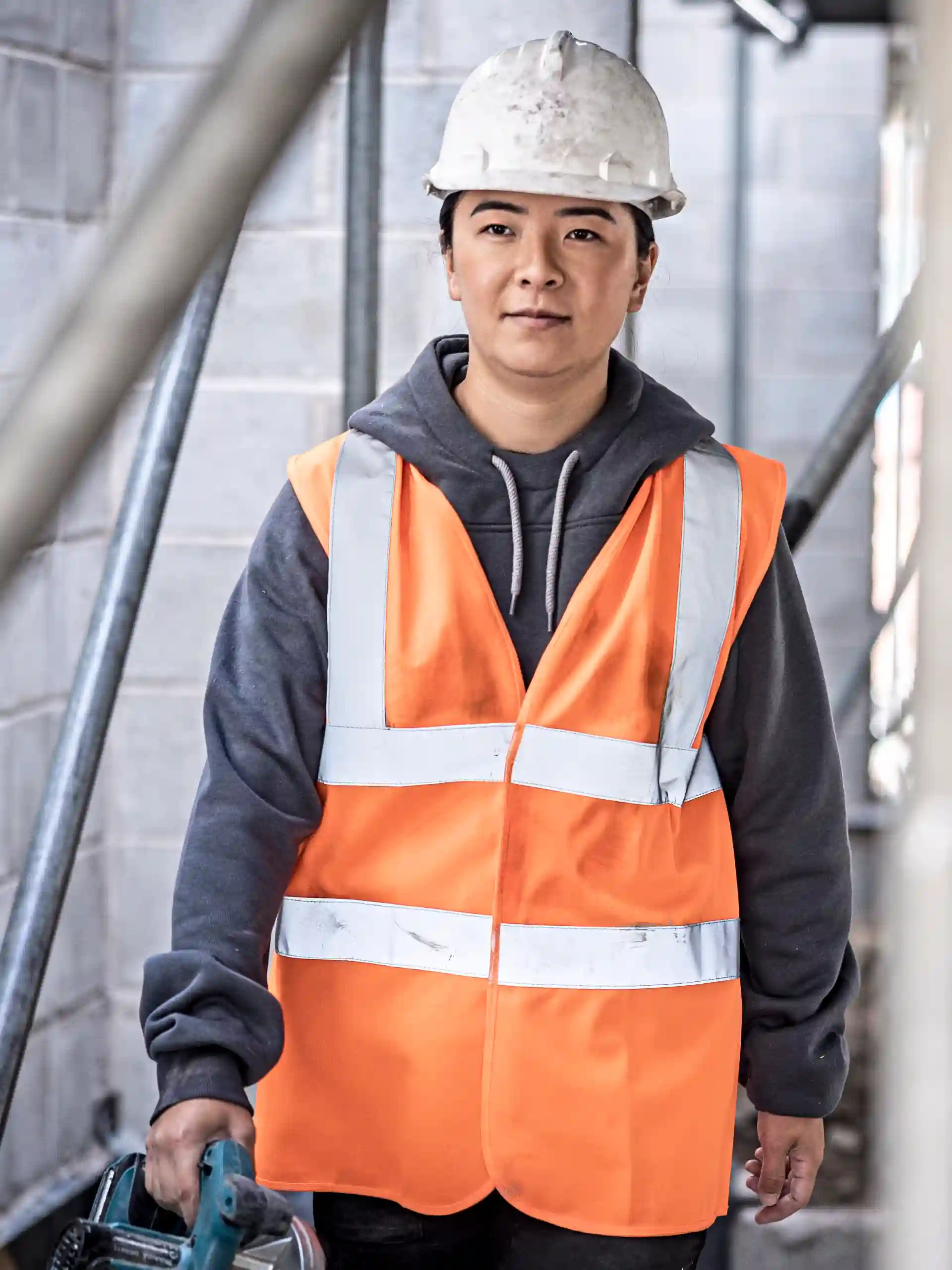 regatta-trs195-pro-hi-vis-vest-hi-vis-signalorange-model-1 Regatta Pro Hi-Vis Vest