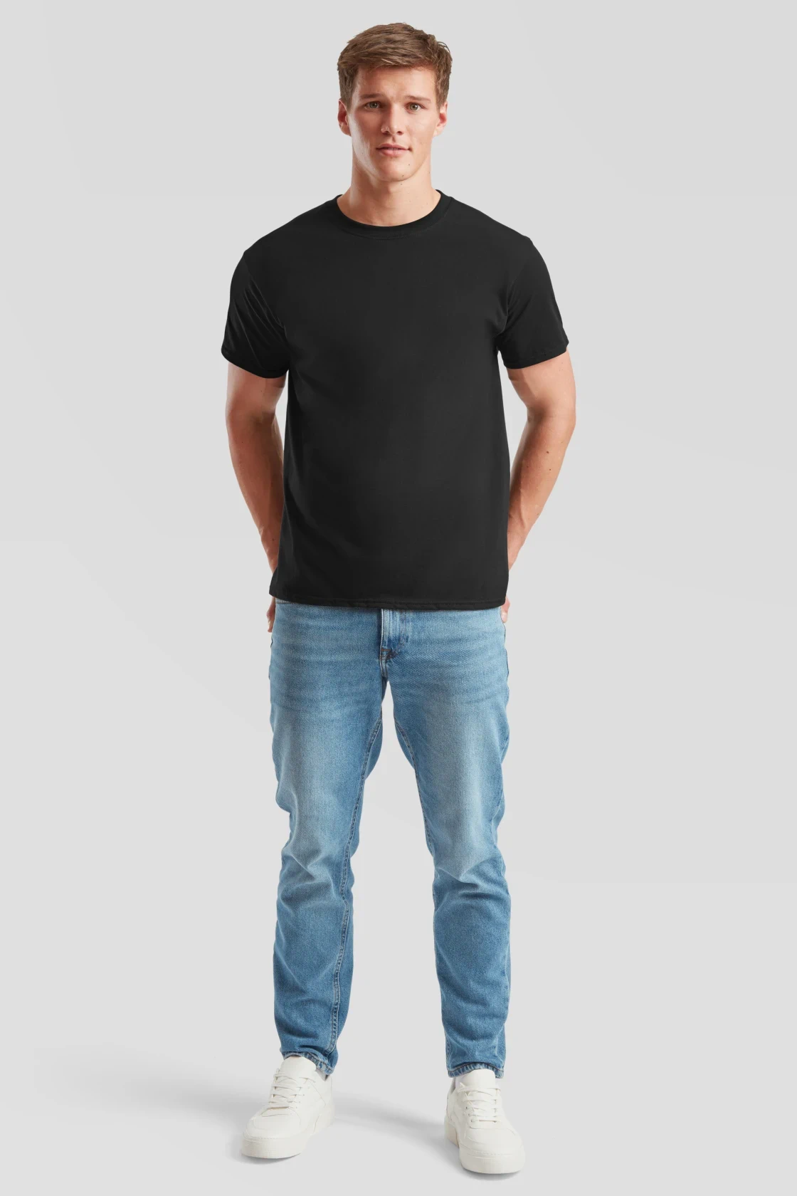 fruit-of-the-loom-61-422-0-iconic-195-t-shirt-black-model-3 F.O.L. Iconic 195 T