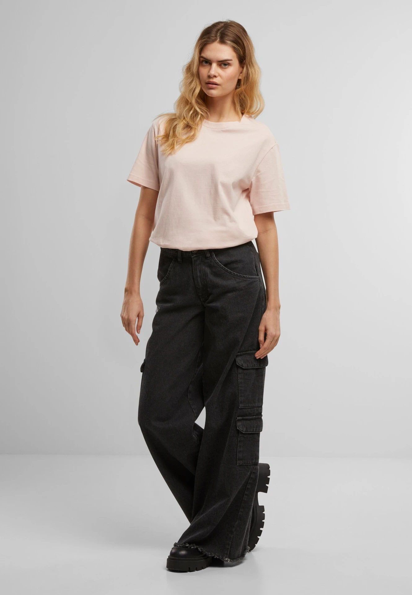 Build Your Brand Ladies Everyday Tee