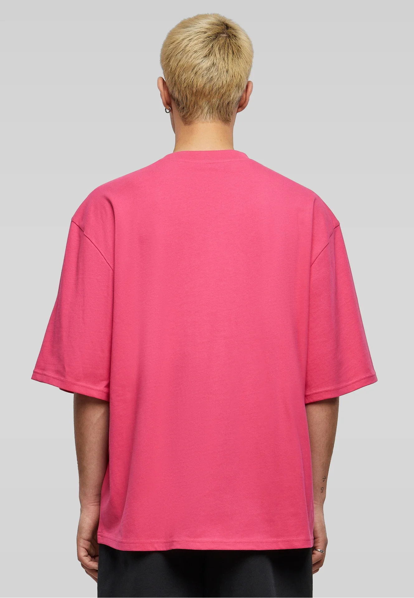 BYB-BY256-oversized-sleeve-t-shirt-hibiskuspink-model-2 Build Your Brand Oversized Sleeve Tee