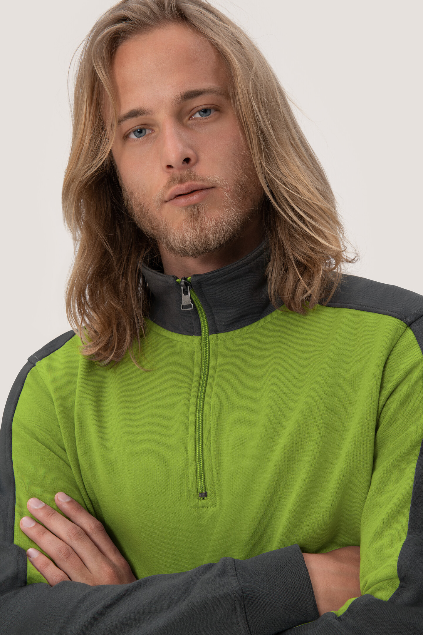 HAKRO Zip-Sweatshirt 476 Contrast Mikralinar® HAKRO Zip-Sweatshirt 476 Contrast Mikralinar®
