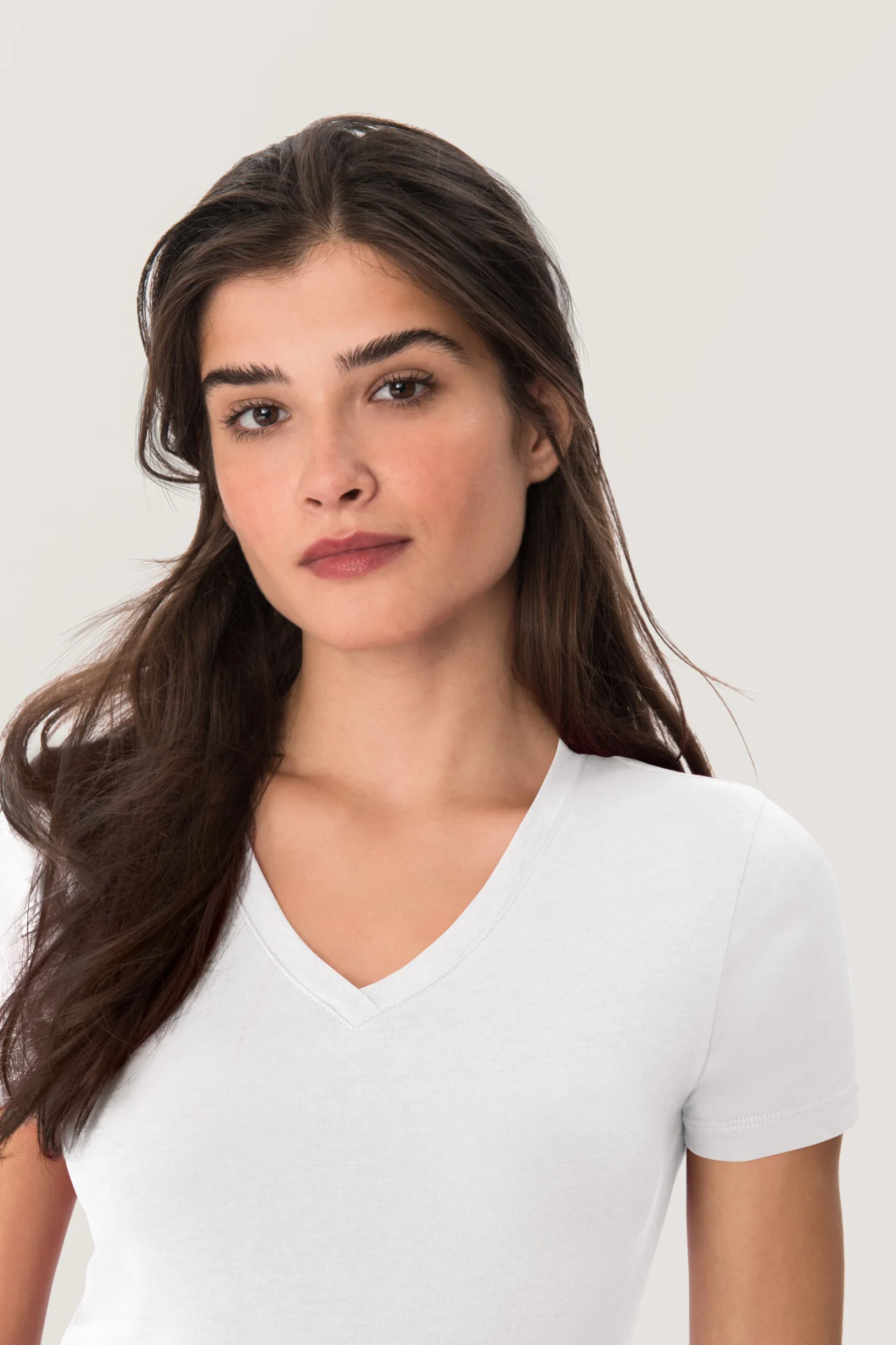 HAKRO Women-V-Shirt 126 Classic