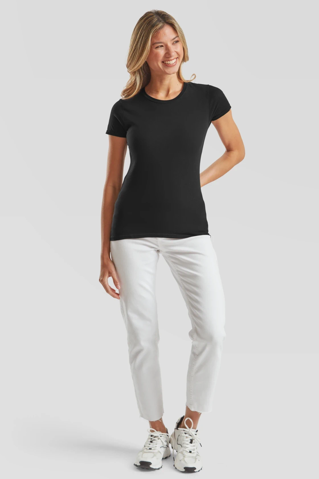 fruit-of-the-loom-61-432-0-ladies-iconic-150-t-shirt-black-model-3 F.O.L. Ladies Iconic T