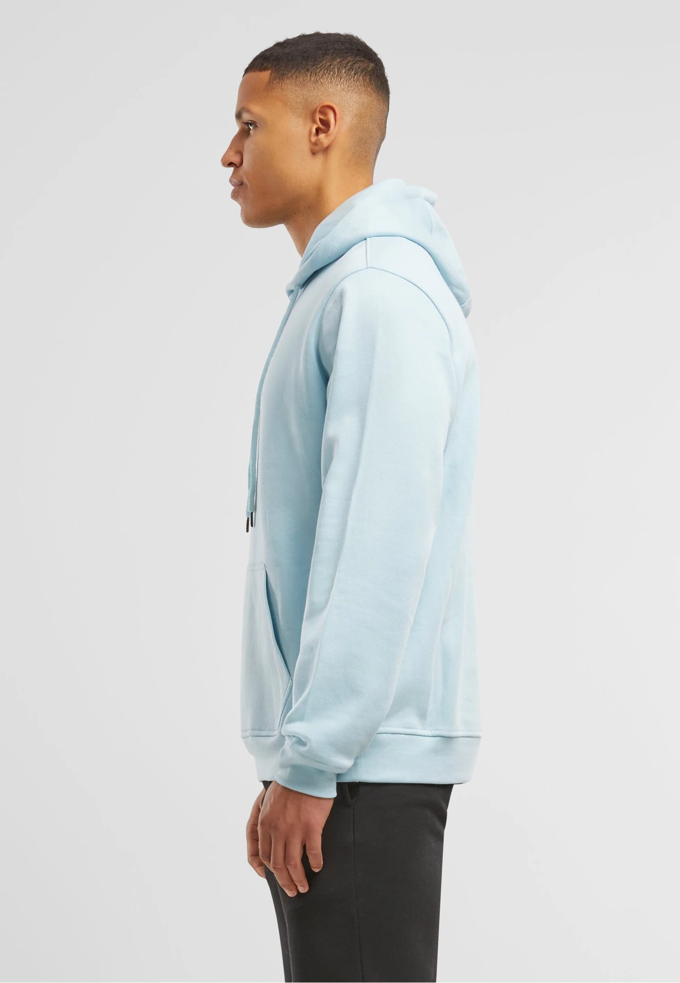 BYB-BB001-basic-hoody-oceanblue-model-1 Build Your Brand Basic Hoody
