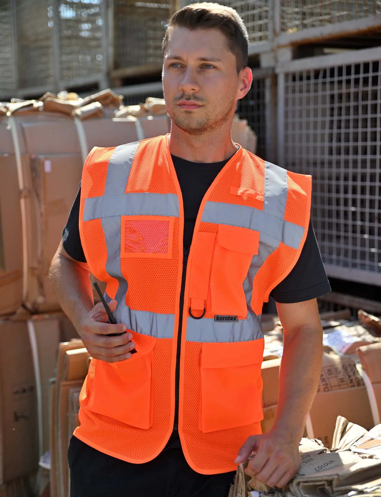 korntex-kxcmmf-mesh-multifunctional-vest-larisa-signalorange-model-0 Korntex Mesh-Multifunktionsweste Larisa