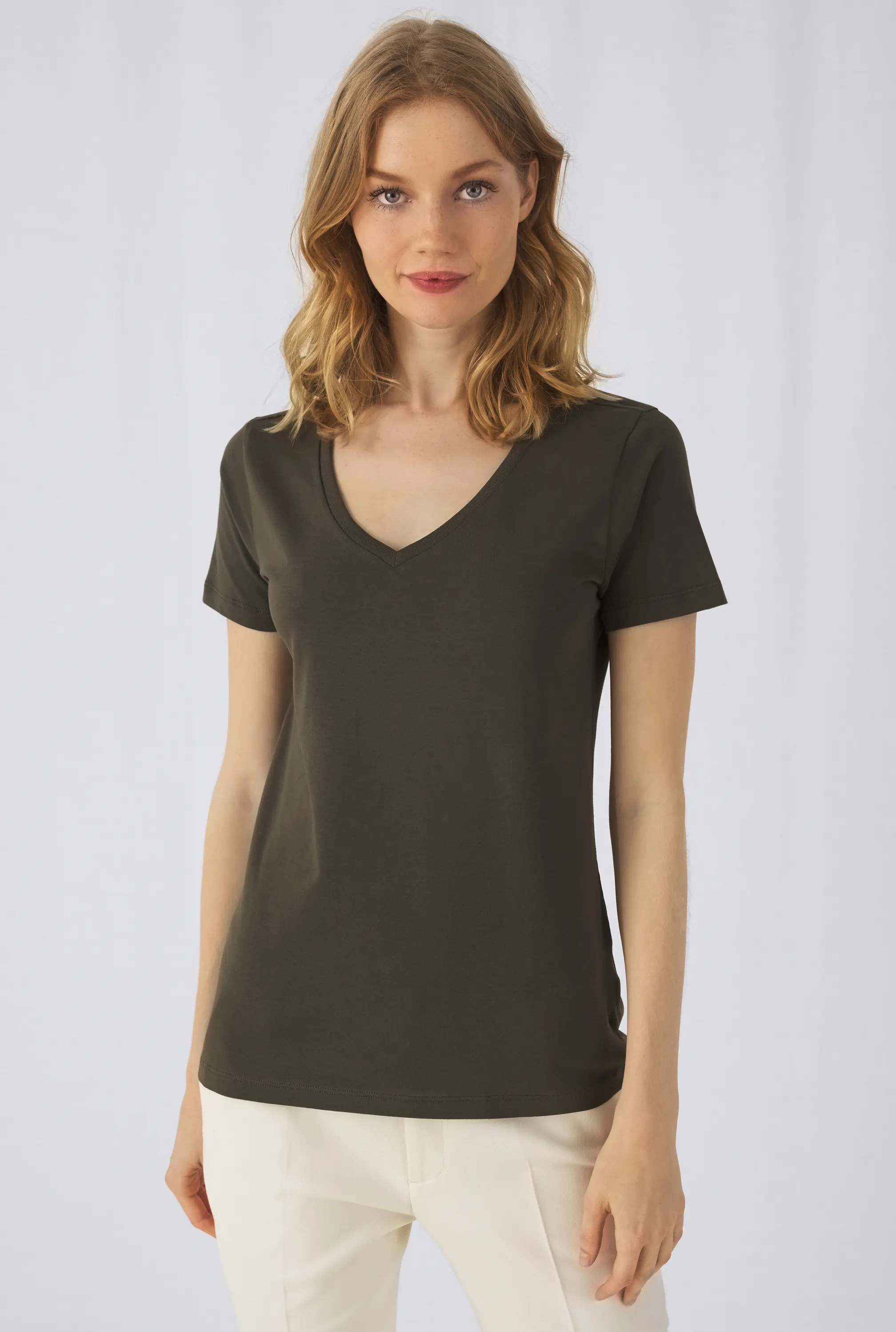bc-tw045-inspire-v-t-shirt-women-khaki-model-1 B&C Inspire V T Women