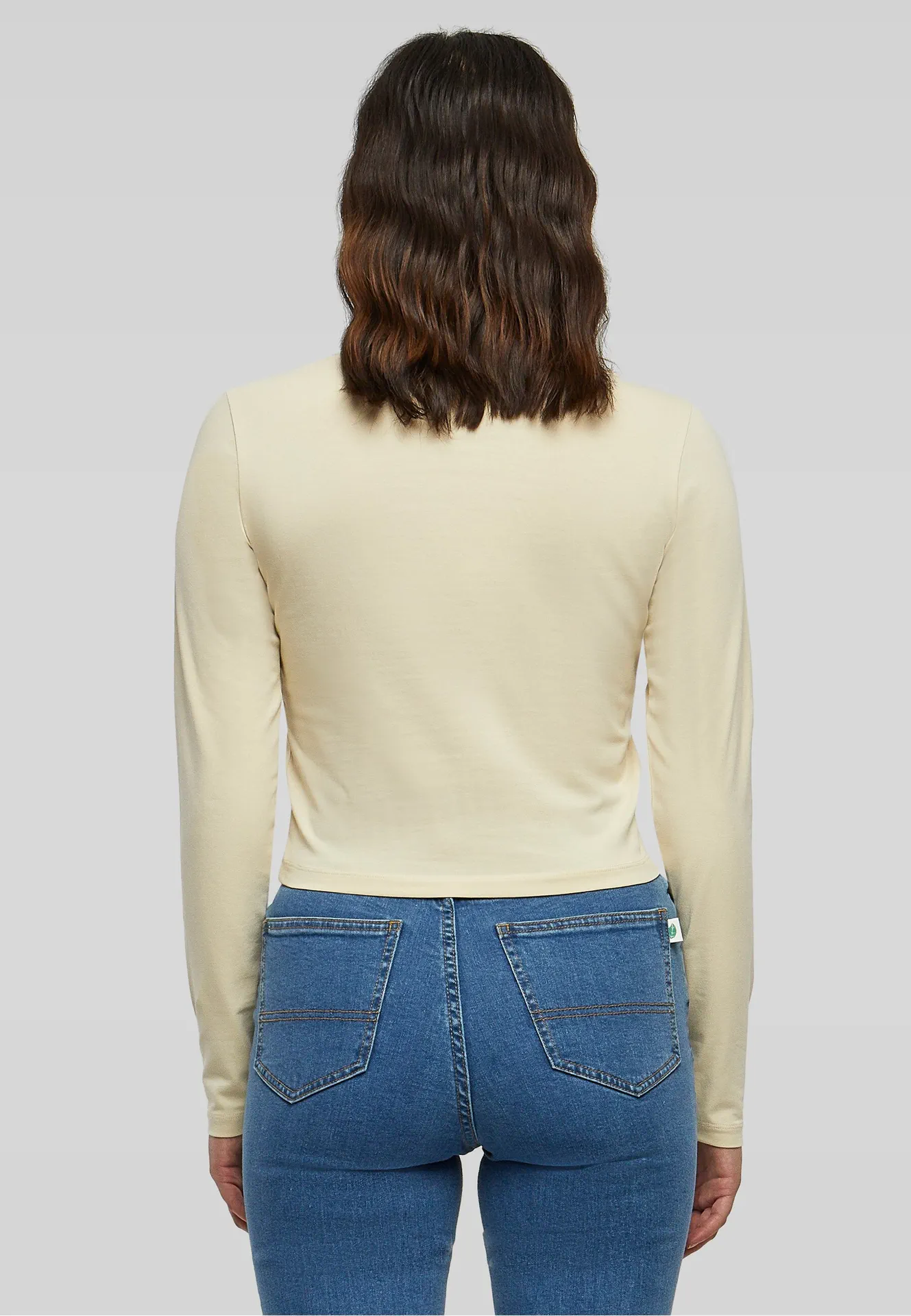 BYB-BY261-ladies-short-longsleeve-t-shirt-sand-model-2 Build Your Brand Ladies Short Longsleeve Tee