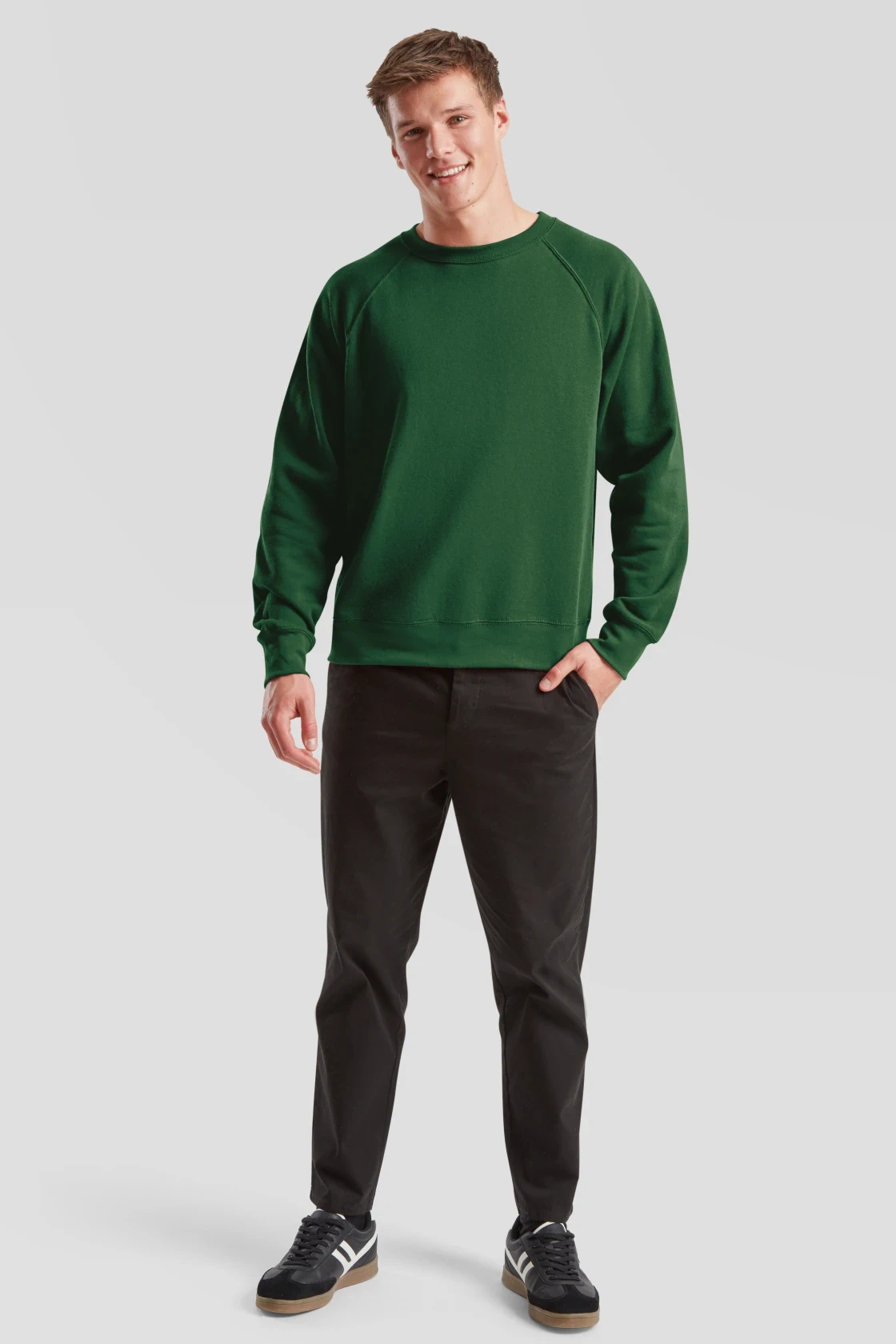 fruit-of-the-loom-62-216-0-classic-raglan-sweatshirt-bottlegreen-model-3 F.O.L. Raglan Sweat