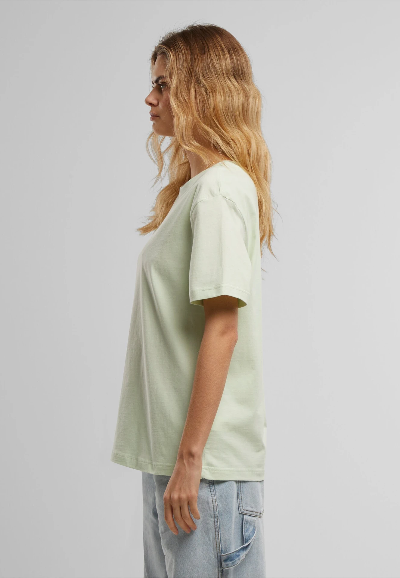 Build Your Brand Ladies Everyday Tee