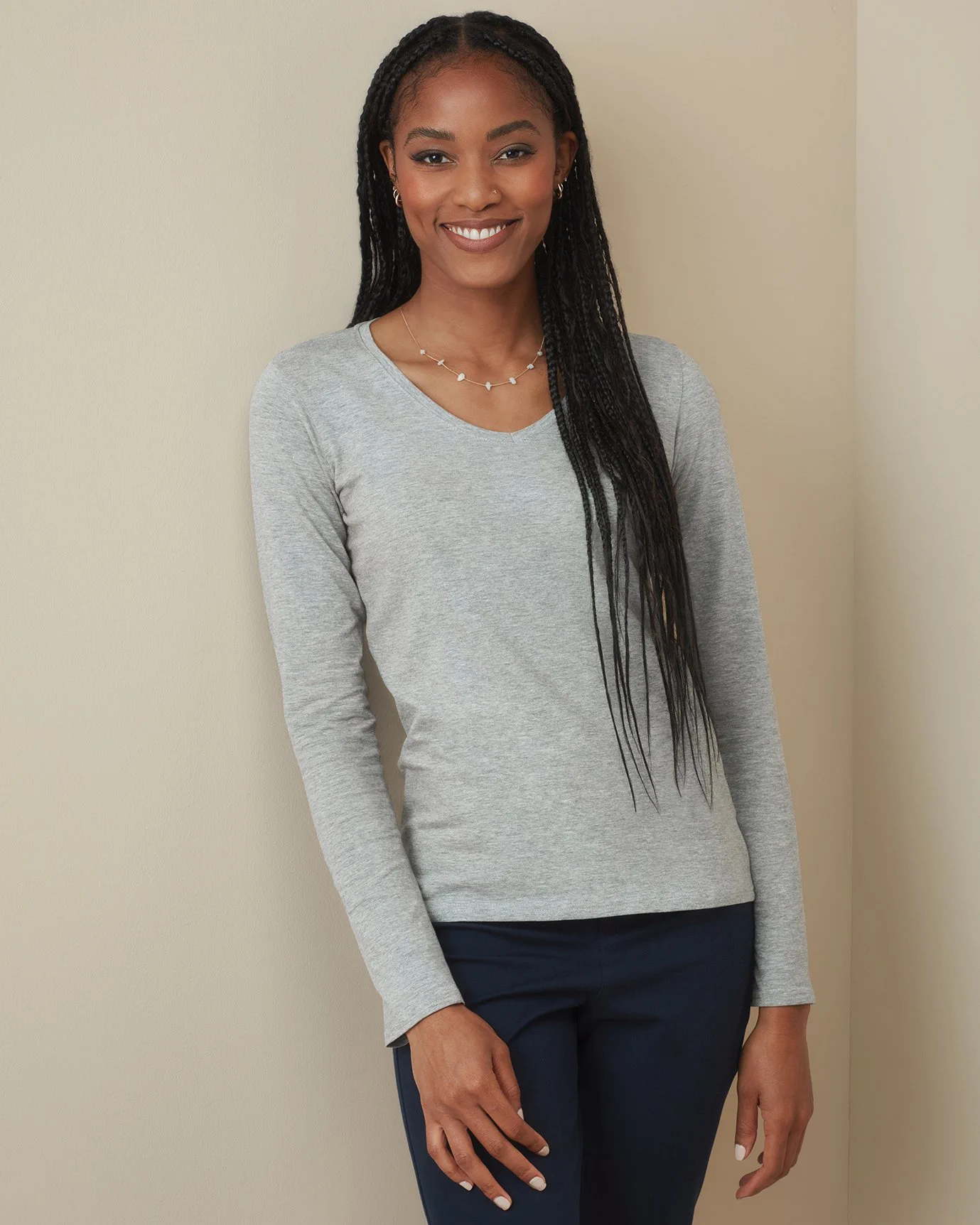 stedman-st9720-v-neck-t-shirt-claire-lsl--greyheather-model-2 Stedman Claire Long Sleeve for women