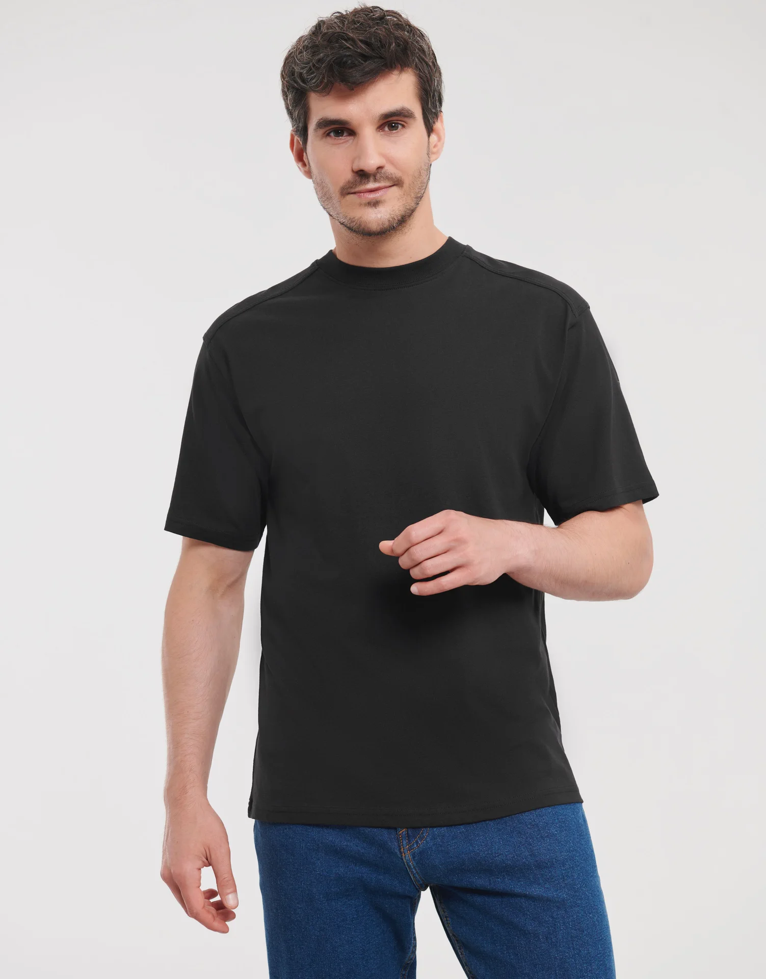 russell-r010m-adults-heavy-duty-t-shirt-black-model-1 Russell Heavy Duty Workwear T-Shirt