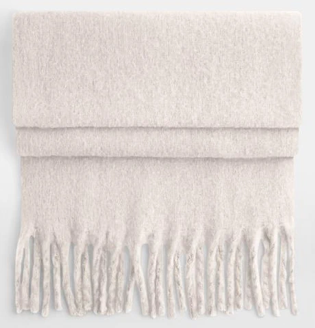 Beechfield Fluffy Scarf