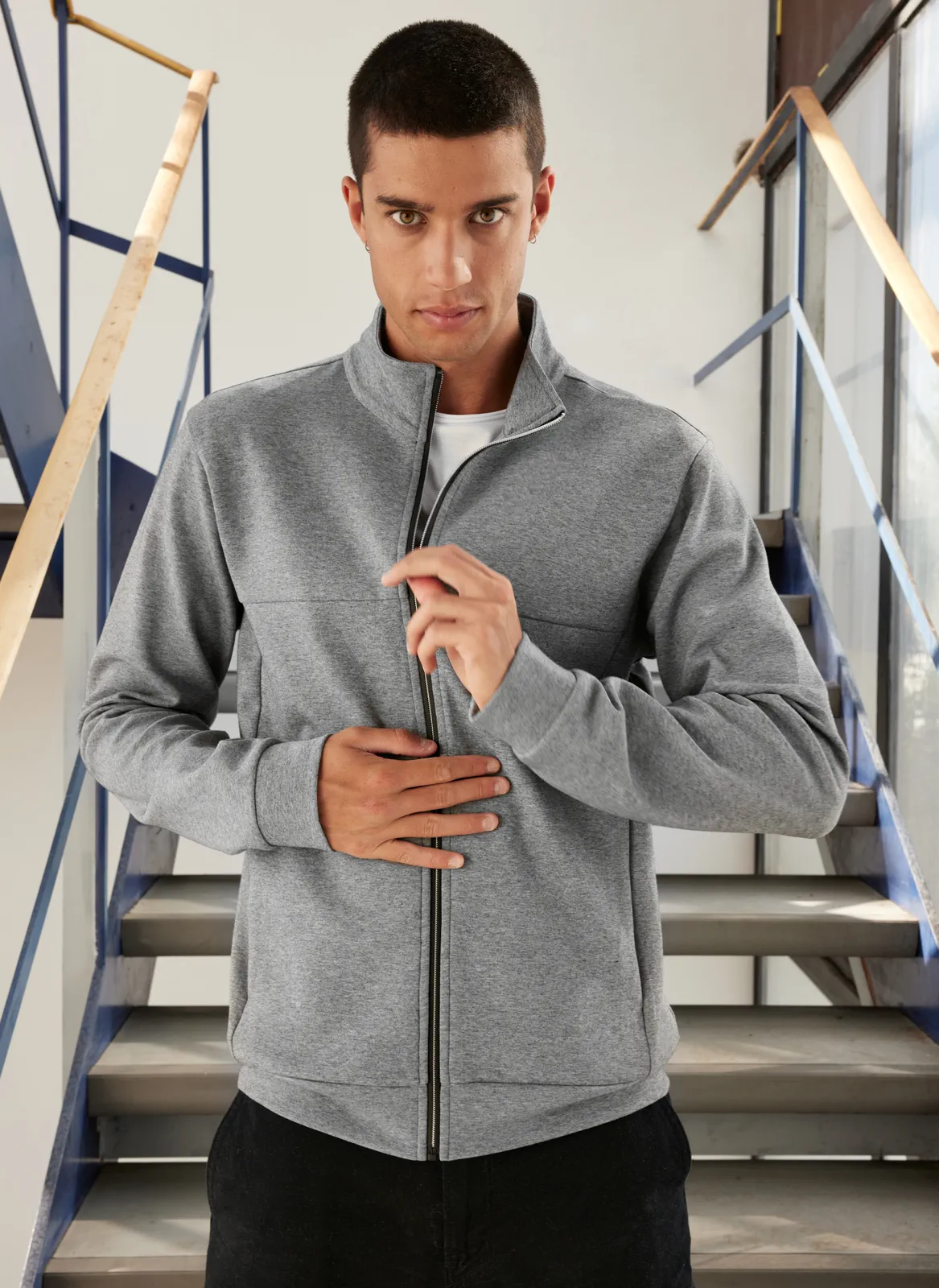 jn1318-mens-jacket-model-0 James & Nicholson Men´s Sporty Jacket