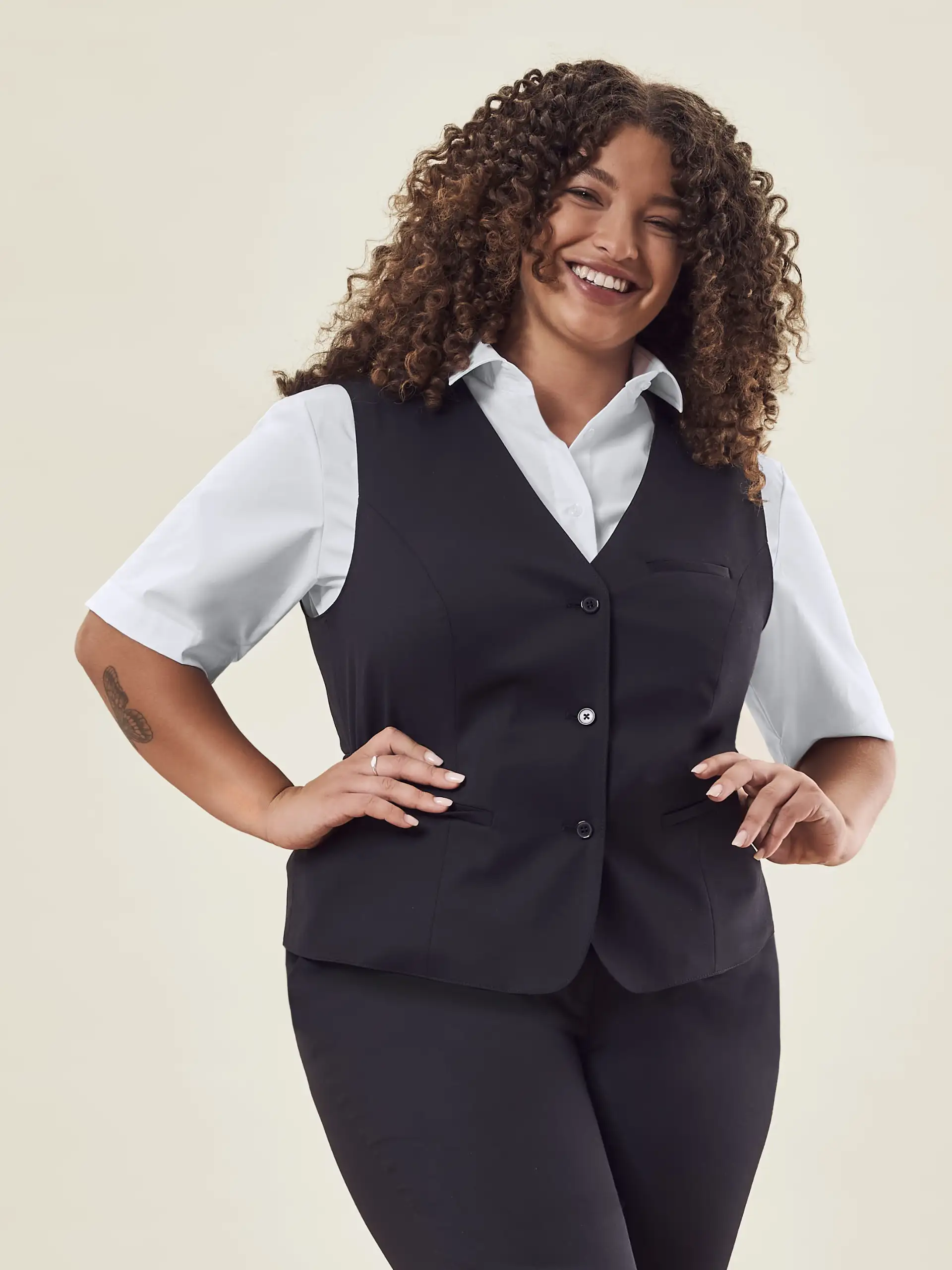 greiff-1249-damen-weste-rf-basic_7000_schwarz-model-1 GREIFF Damen Weste BASIC Regular Fit