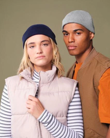 beechfield-b832n-organic-cotton-fisherman-beanie-oxfordnavy-model-0 Beechfield Organic Cotton Fisherman Beanie