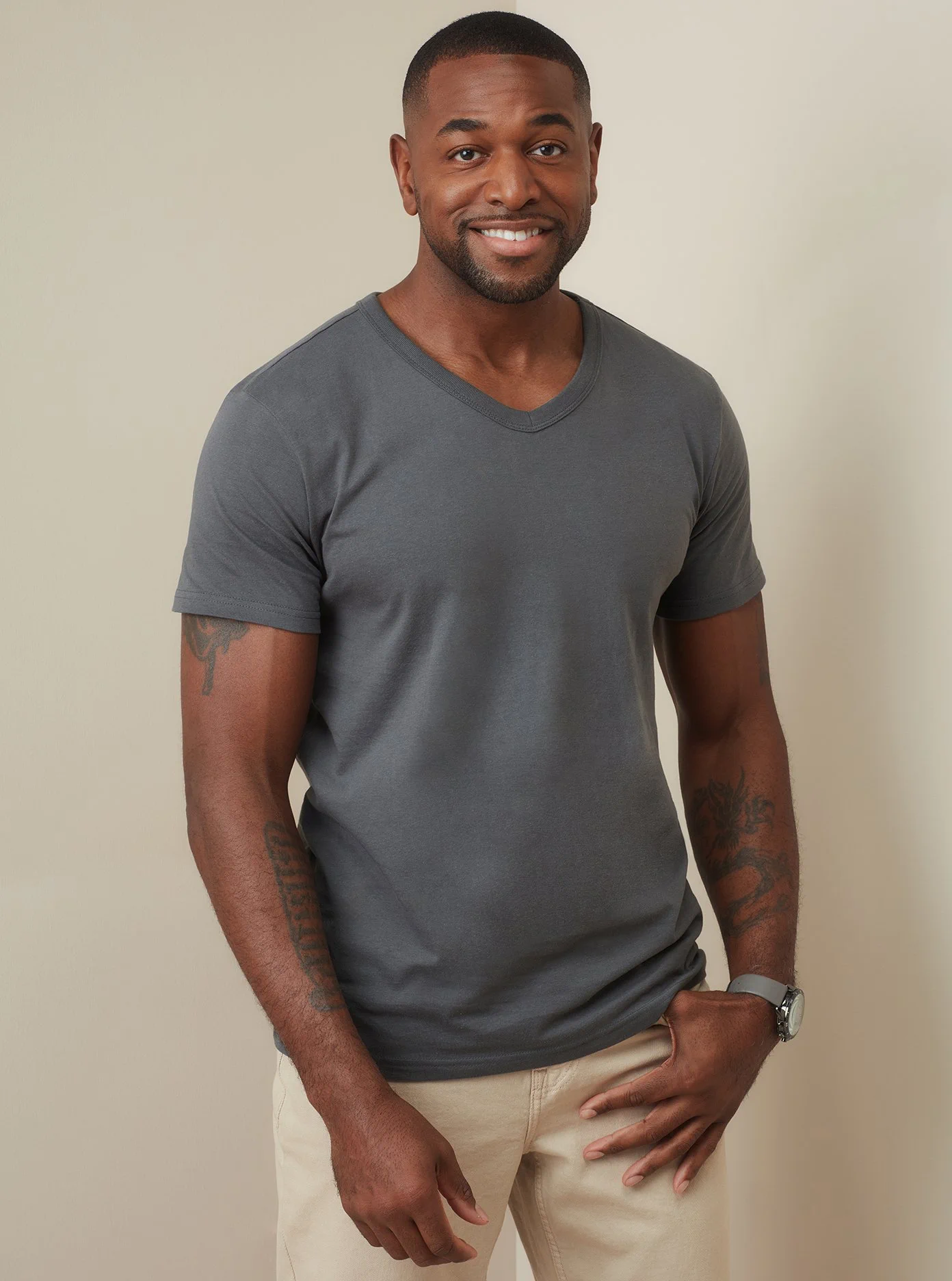 stedman-st9010-v-neck-t-shirt-ben-slategrey-model-1 Stedman Ben V-Neck